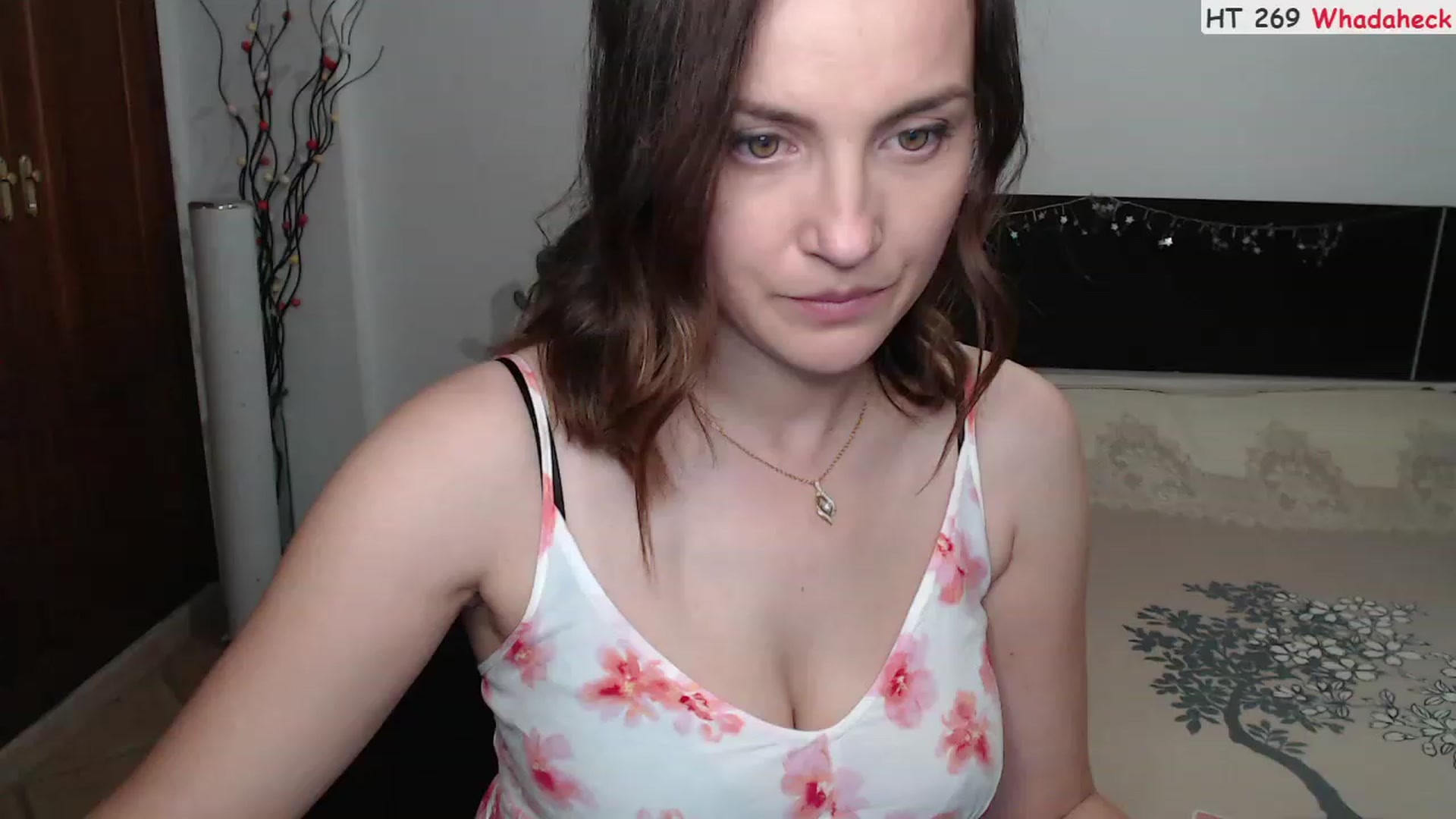 Gallery image thumbnail from Deeleerious's myfreecams stream on, 08/21/2023, 24:16 image 1 of 20