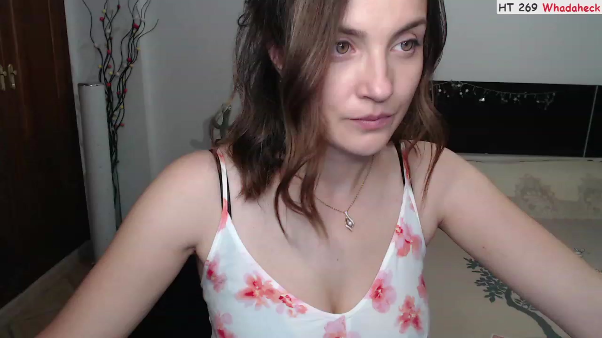 Gallery image thumbnail from Deeleerious's myfreecams stream on, 08/21/2023, 24:16 image 7 of 20