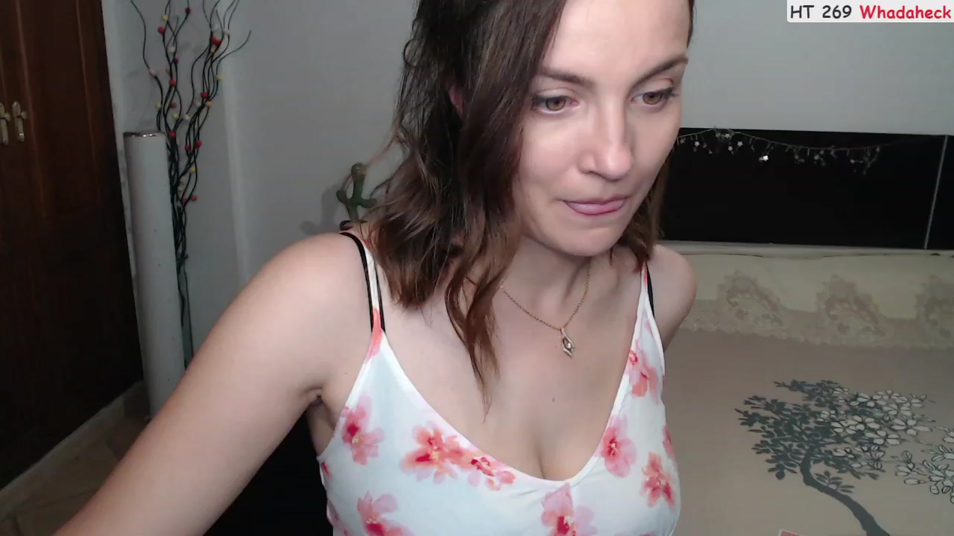 Gallery image thumbnail from Deeleerious's myfreecams stream on, 08/21/2023, 24:16 image 11 of 20