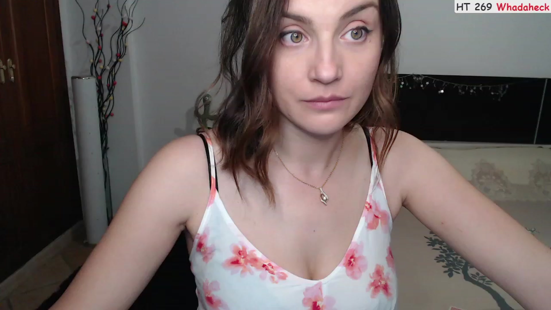 Gallery image thumbnail from Deeleerious's myfreecams stream on, 08/21/2023, 24:16 image 6 of 20