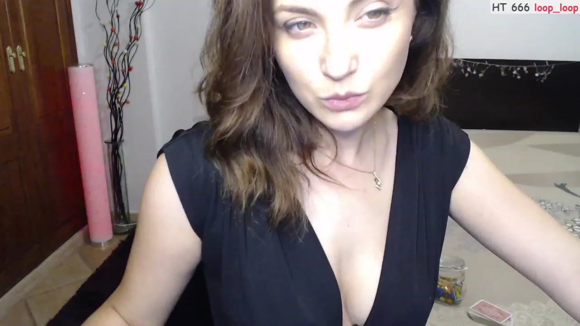 Gallery image thumbnail from Deeleerious's myfreecams stream on, 09/03/2023, 24:22 image 19 of 20