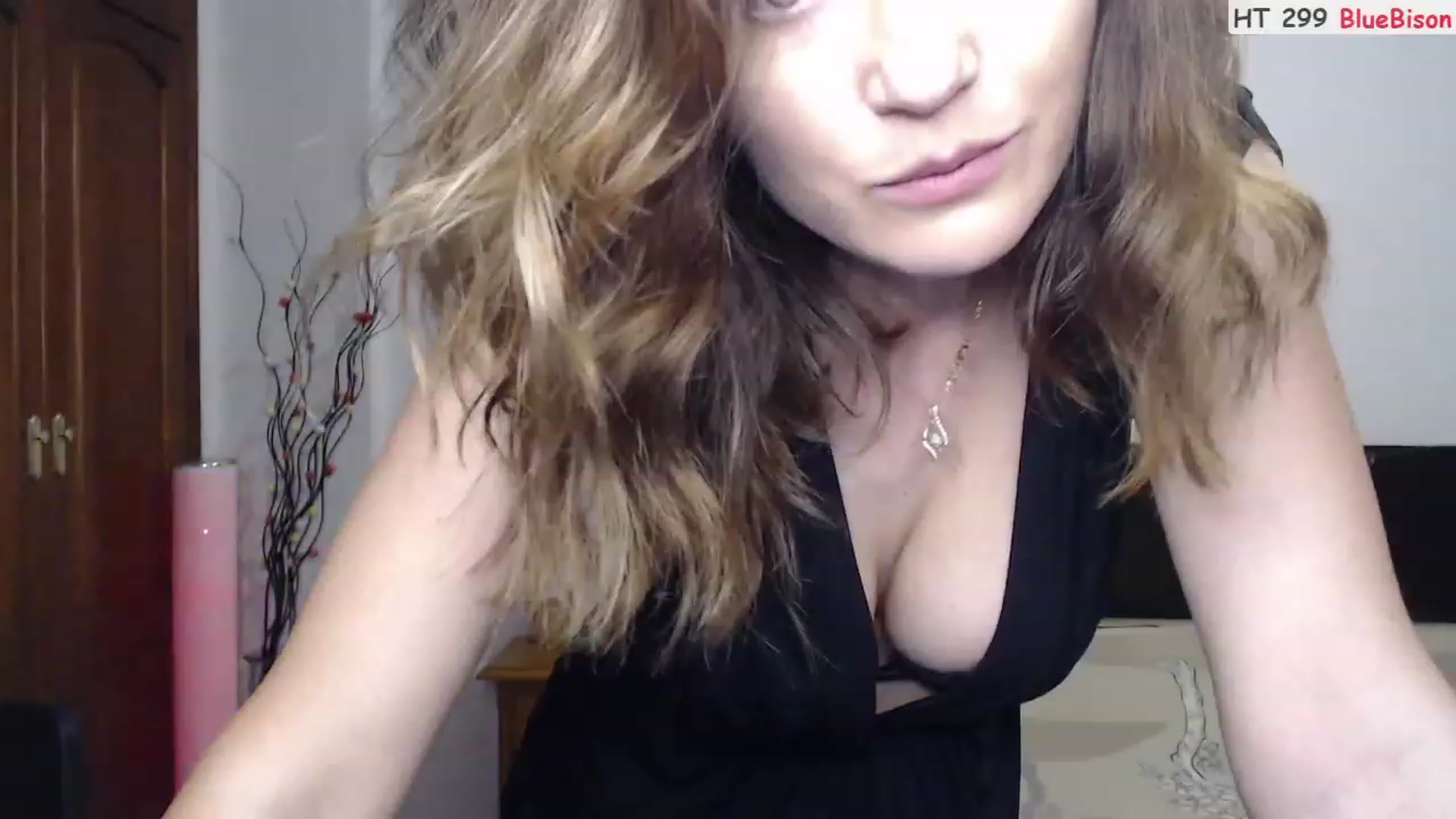 Gallery image thumbnail from Deeleerious's myfreecams stream on, 09/03/2023, 24:22 image 14 of 20