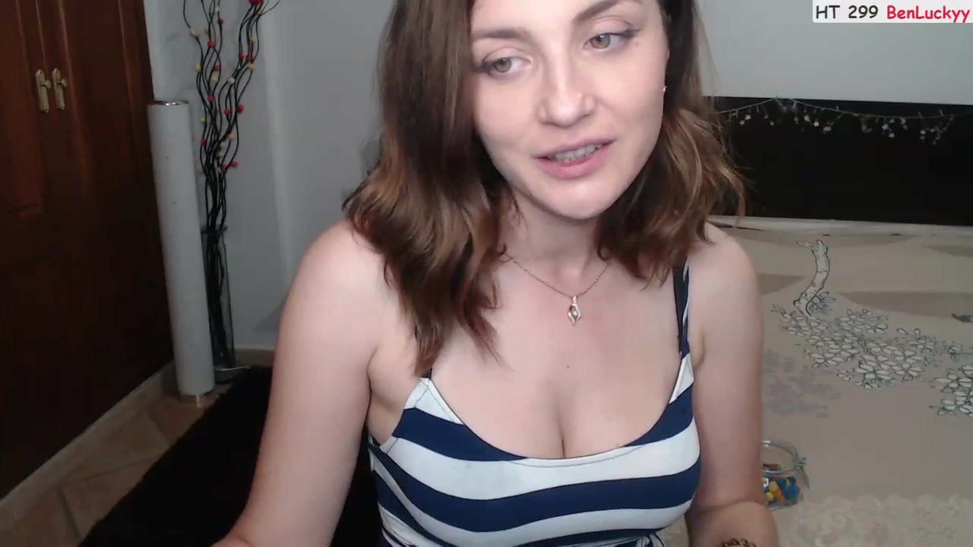 Gallery image thumbnail from Deeleerious's myfreecams stream on, 09/04/2023, 24:17 image 15 of 20