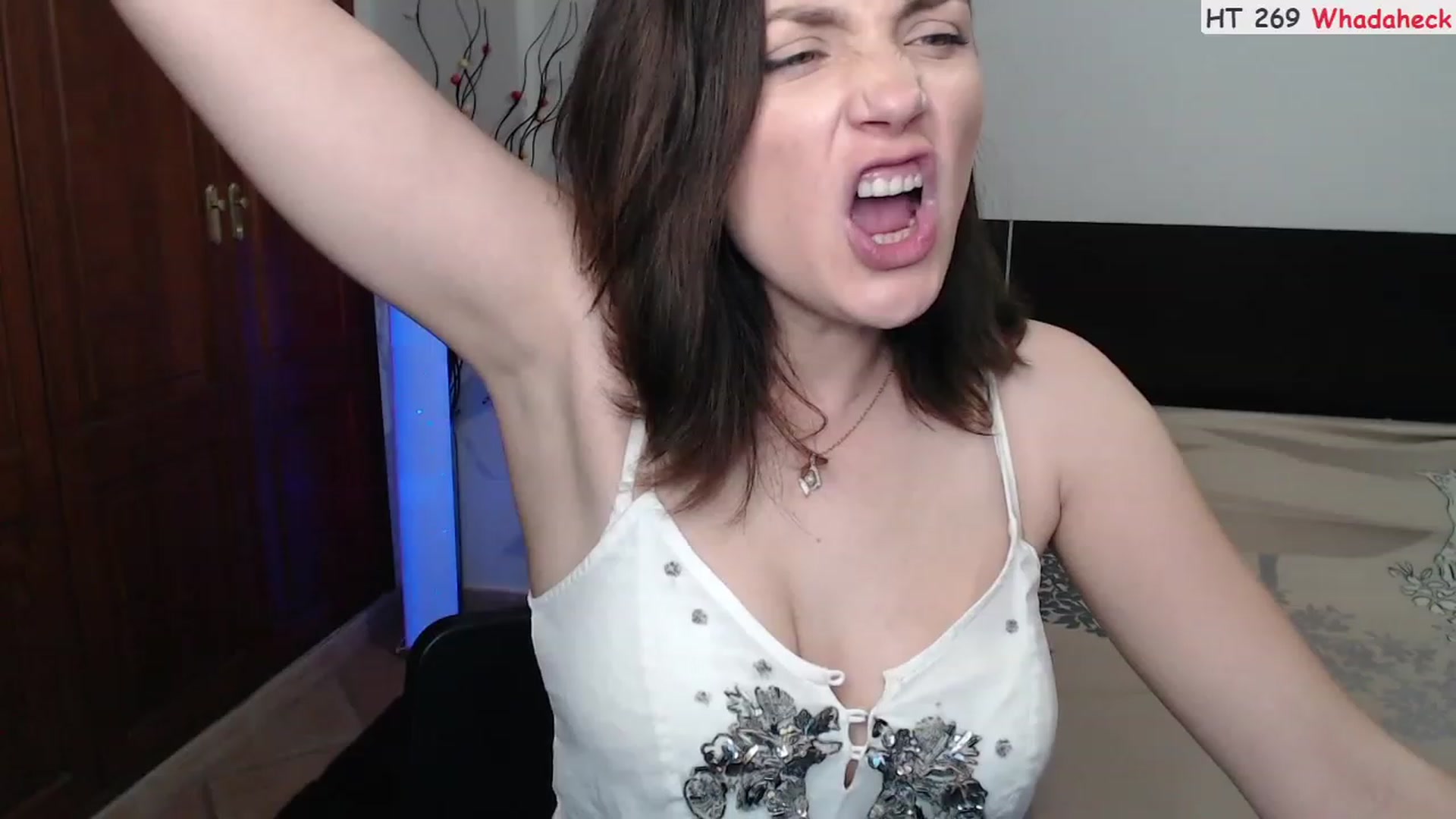 Gallery image thumbnail from Deeleerious's myfreecams stream on, 10/16/2023, 24:02 image 7 of 20