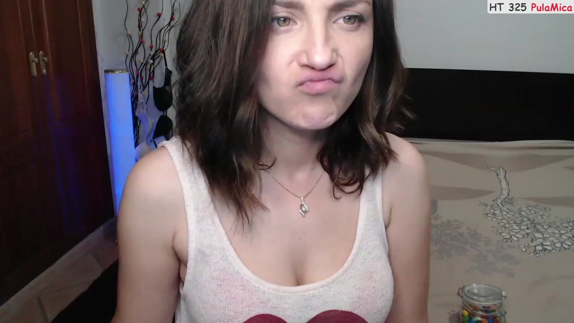 Gallery image thumbnail from Deeleerious's myfreecams stream on, 10/22/2023, 24:43 image 10 of 20