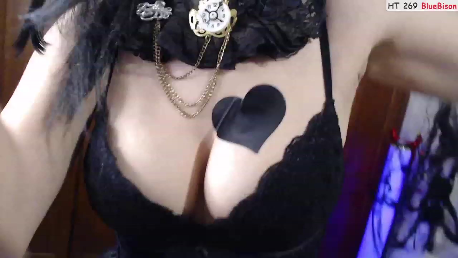 Gallery image thumbnail from Deeleerious's myfreecams stream on, 10/30/2023, 01:03 image 7 of 20