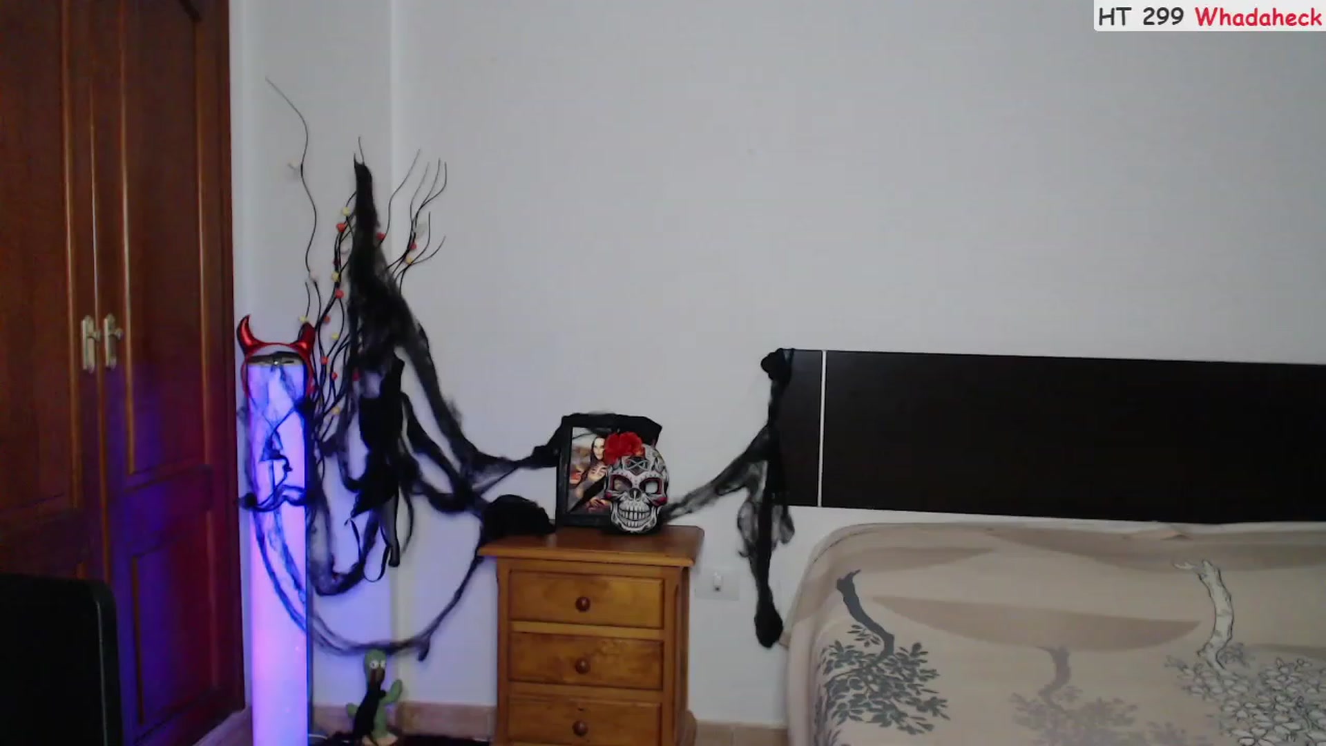 Gallery image thumbnail from Deeleerious's myfreecams stream on, 10/30/2023, 01:03 image 19 of 20