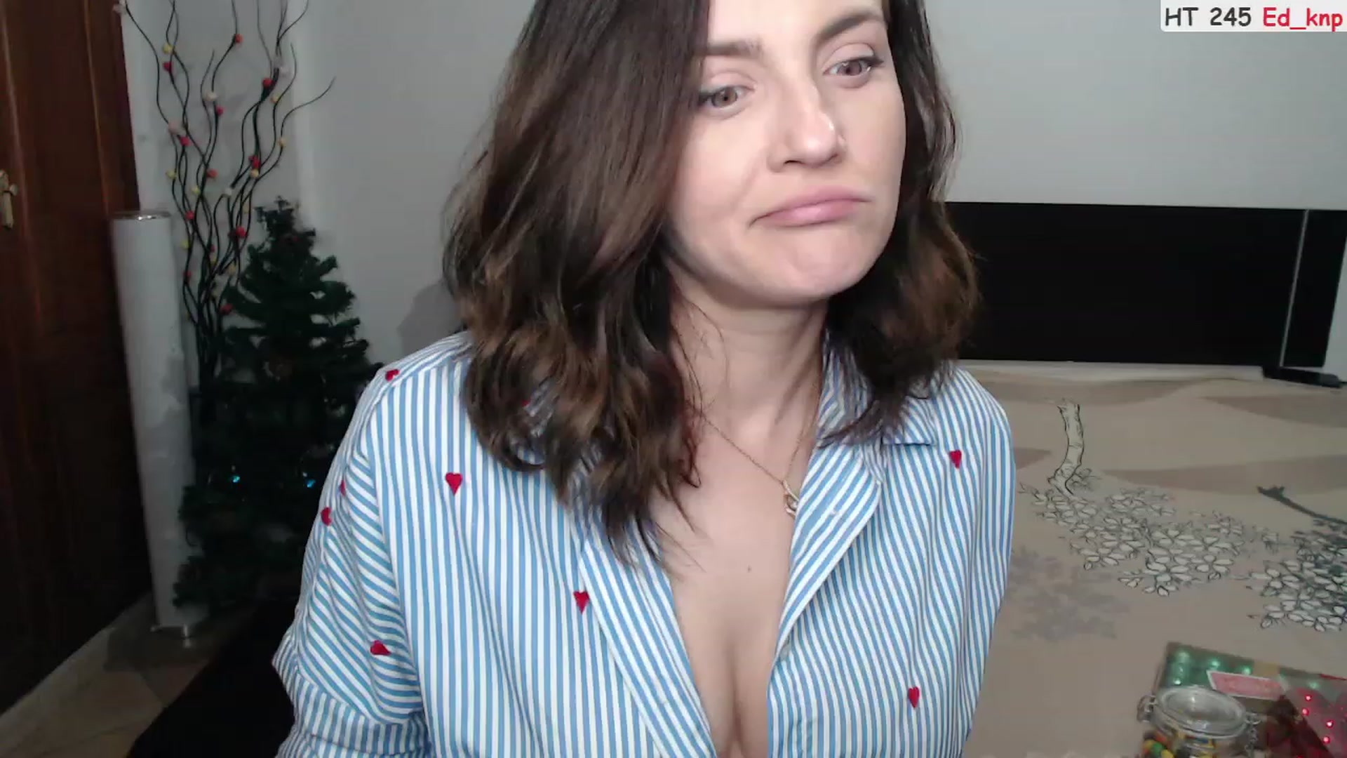Gallery image thumbnail from Deeleerious's myfreecams stream on, 12/03/2023, 01:16 image 15 of 20