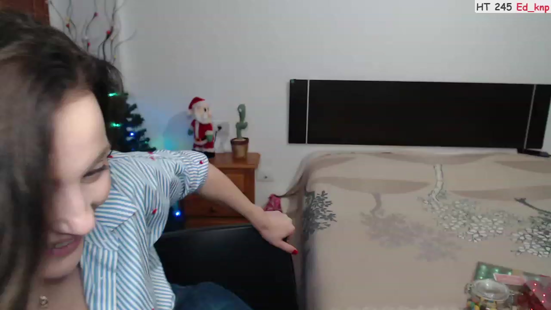 Gallery image thumbnail from Deeleerious's myfreecams stream on, 12/03/2023, 01:16 image 4 of 20