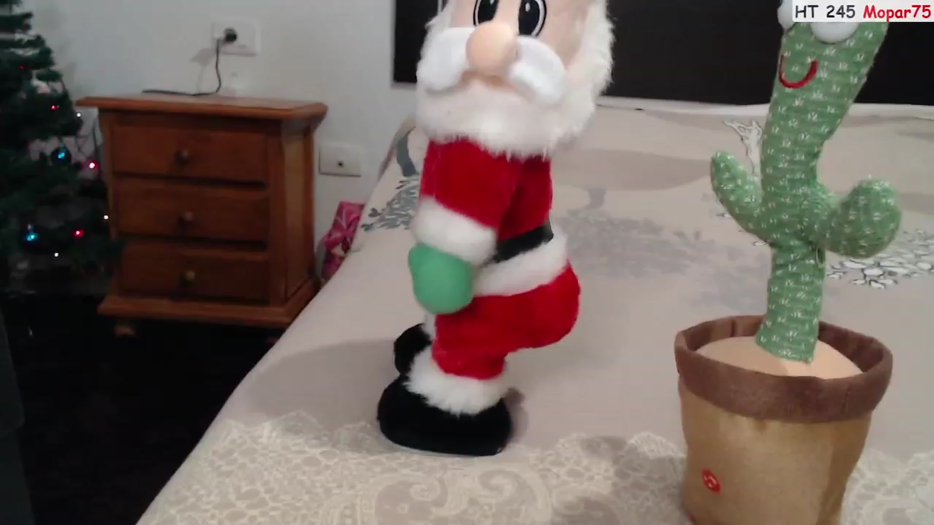 Gallery image thumbnail from Deeleerious's myfreecams stream on, 12/04/2023, 24:01 image 3 of 20