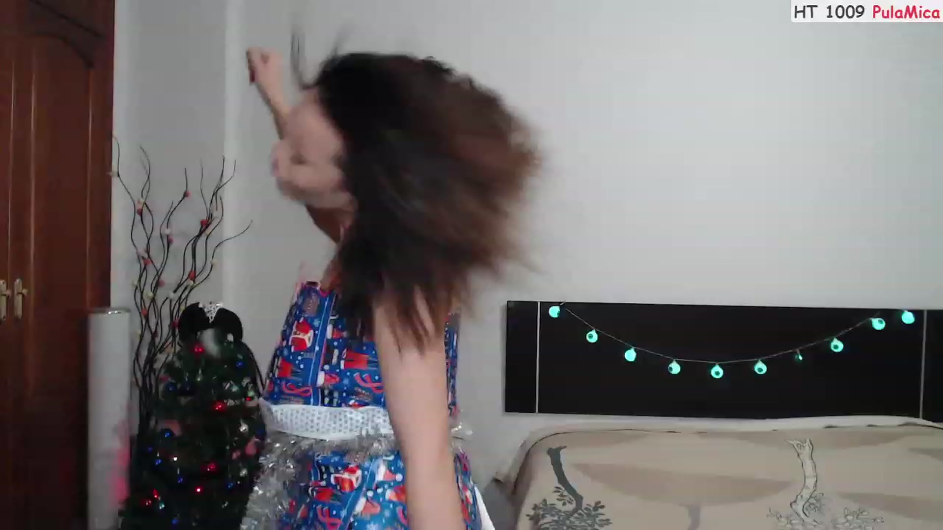 Gallery image thumbnail from Deeleerious's myfreecams stream on, 12/25/2023, 24:29 image 3 of 20