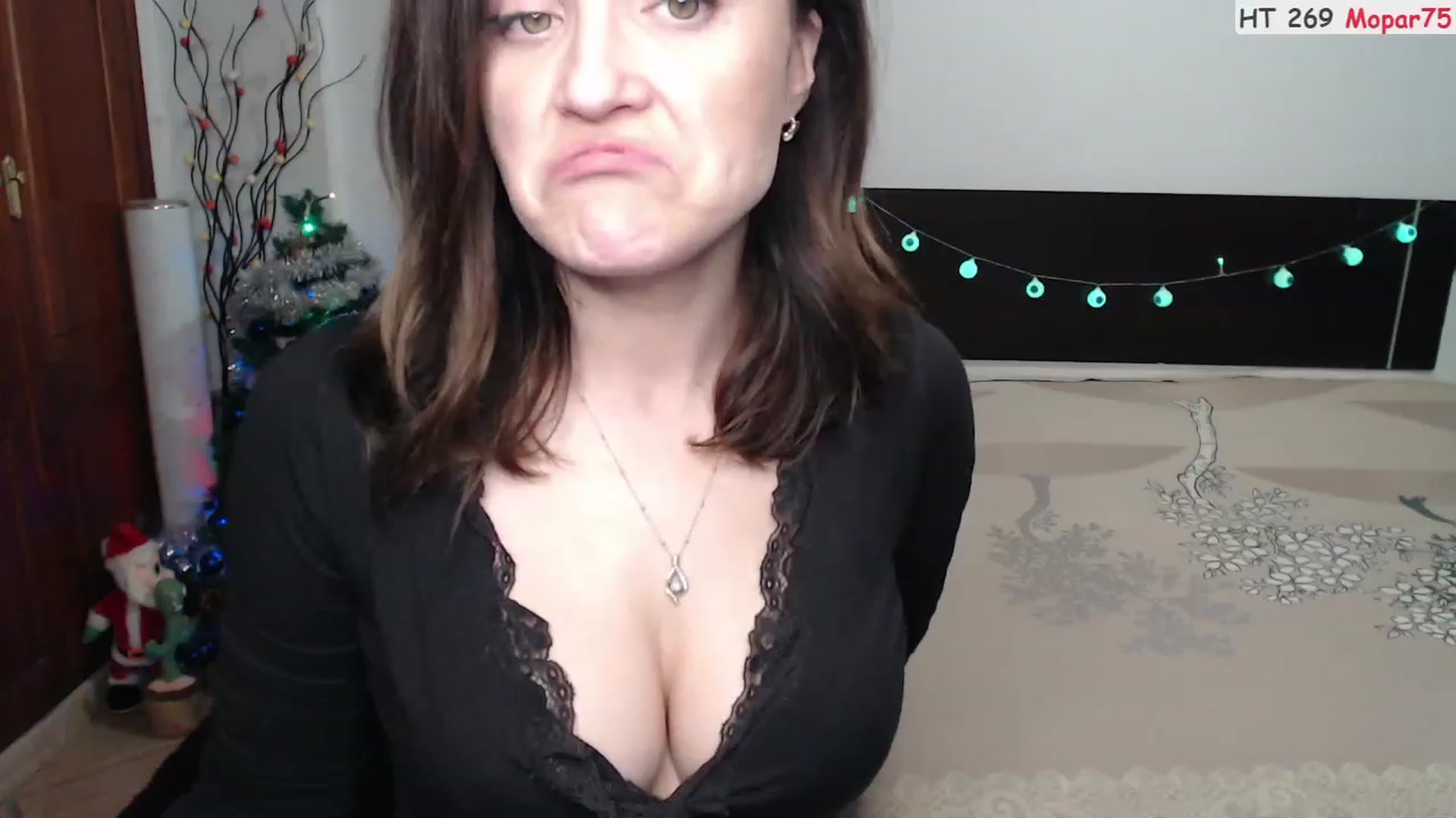 Gallery image thumbnail from Deeleerious's myfreecams stream on, 01/06/2024, 01:18 image 14 of 20