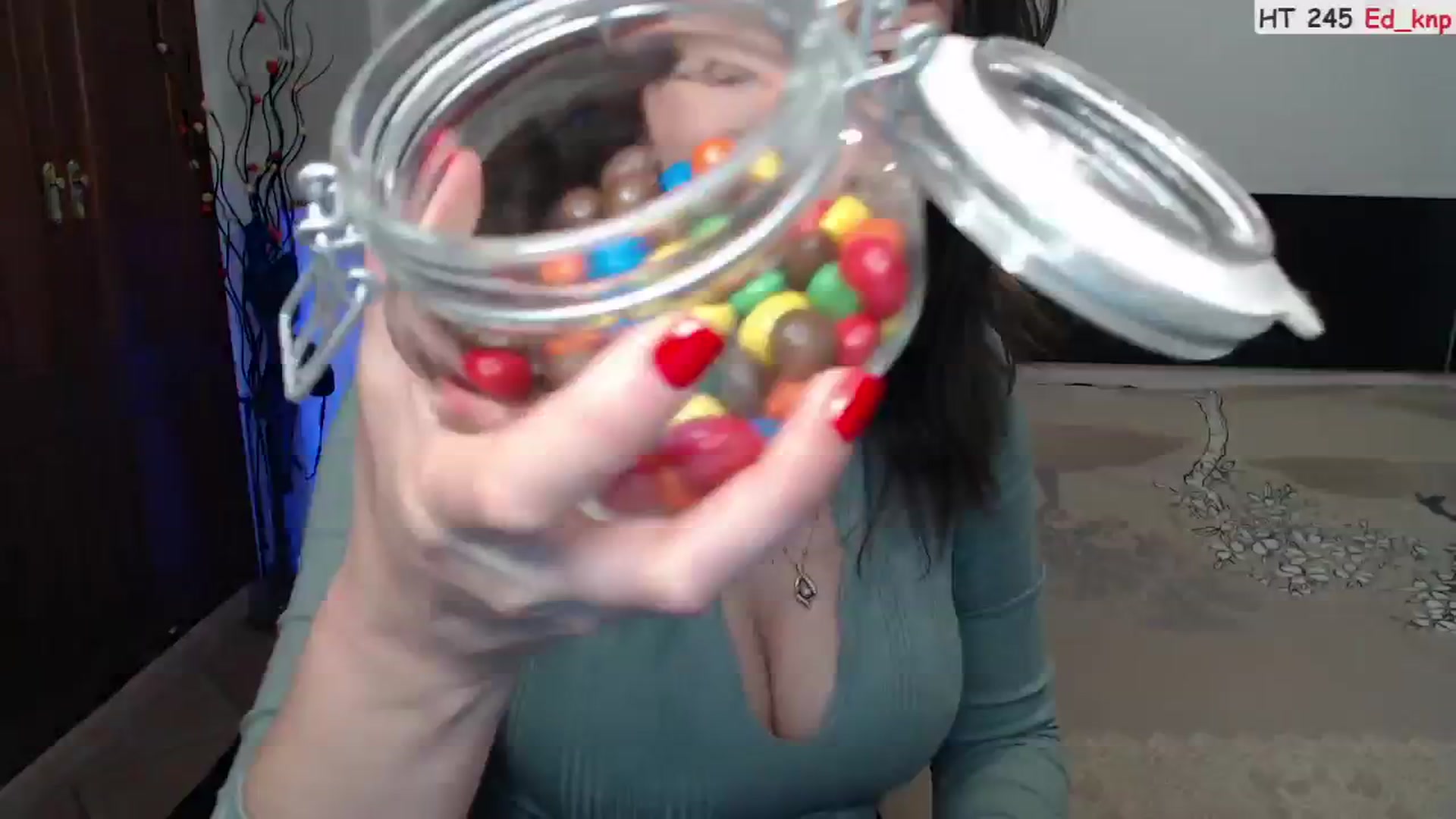 Gallery image thumbnail from Deeleerious's myfreecams stream on, 02/18/2024, 24:37 image 1 of 20