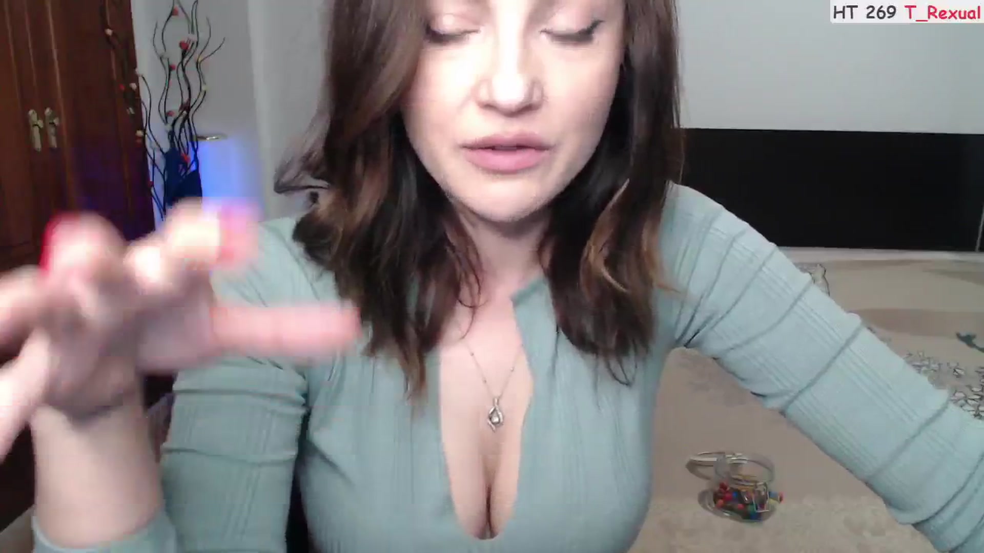 Gallery image thumbnail from Deeleerious's myfreecams stream on, 02/18/2024, 24:37 image 3 of 20