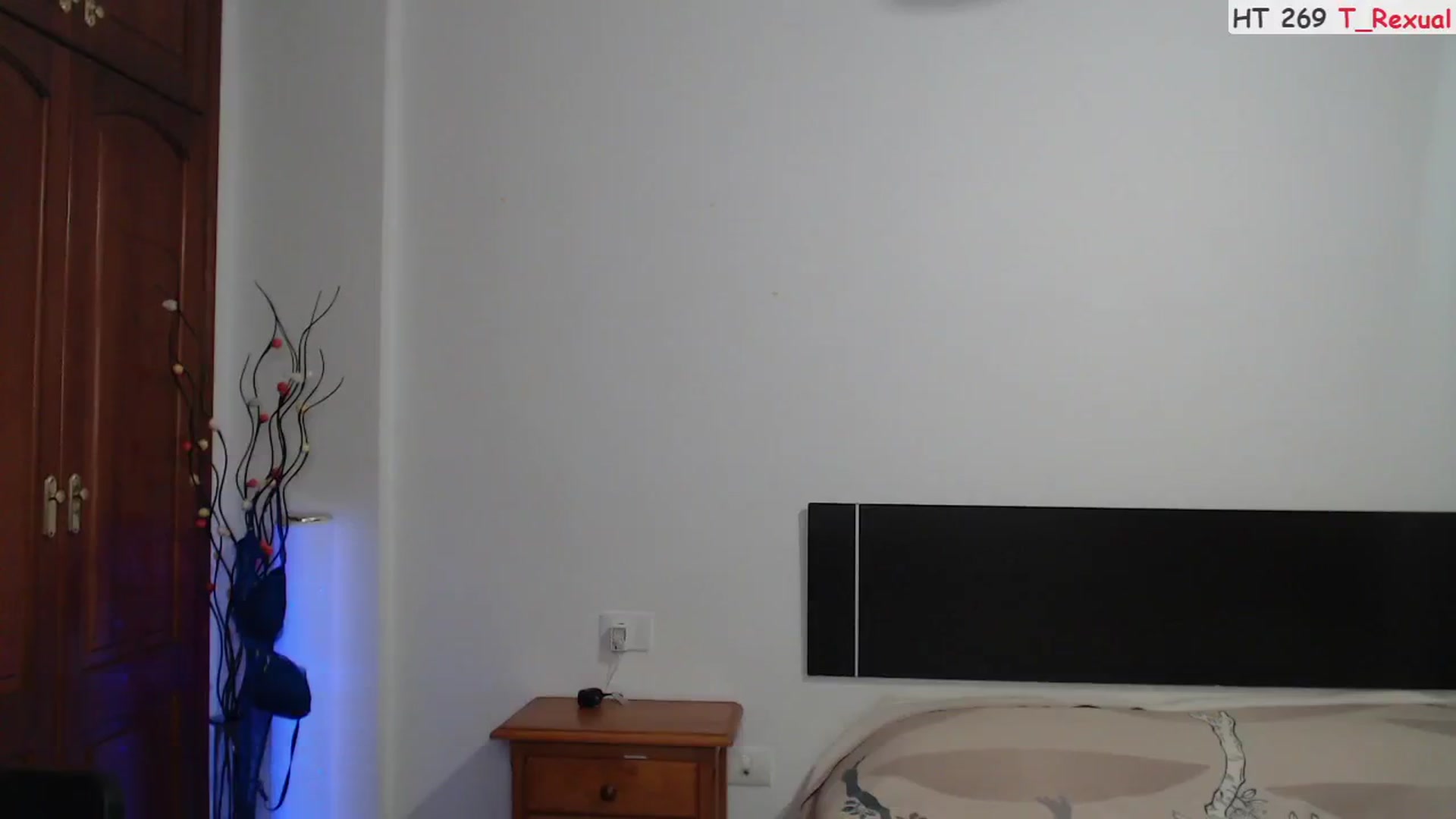 Gallery image thumbnail from Deeleerious's myfreecams stream on, 02/18/2024, 24:37 image 18 of 20