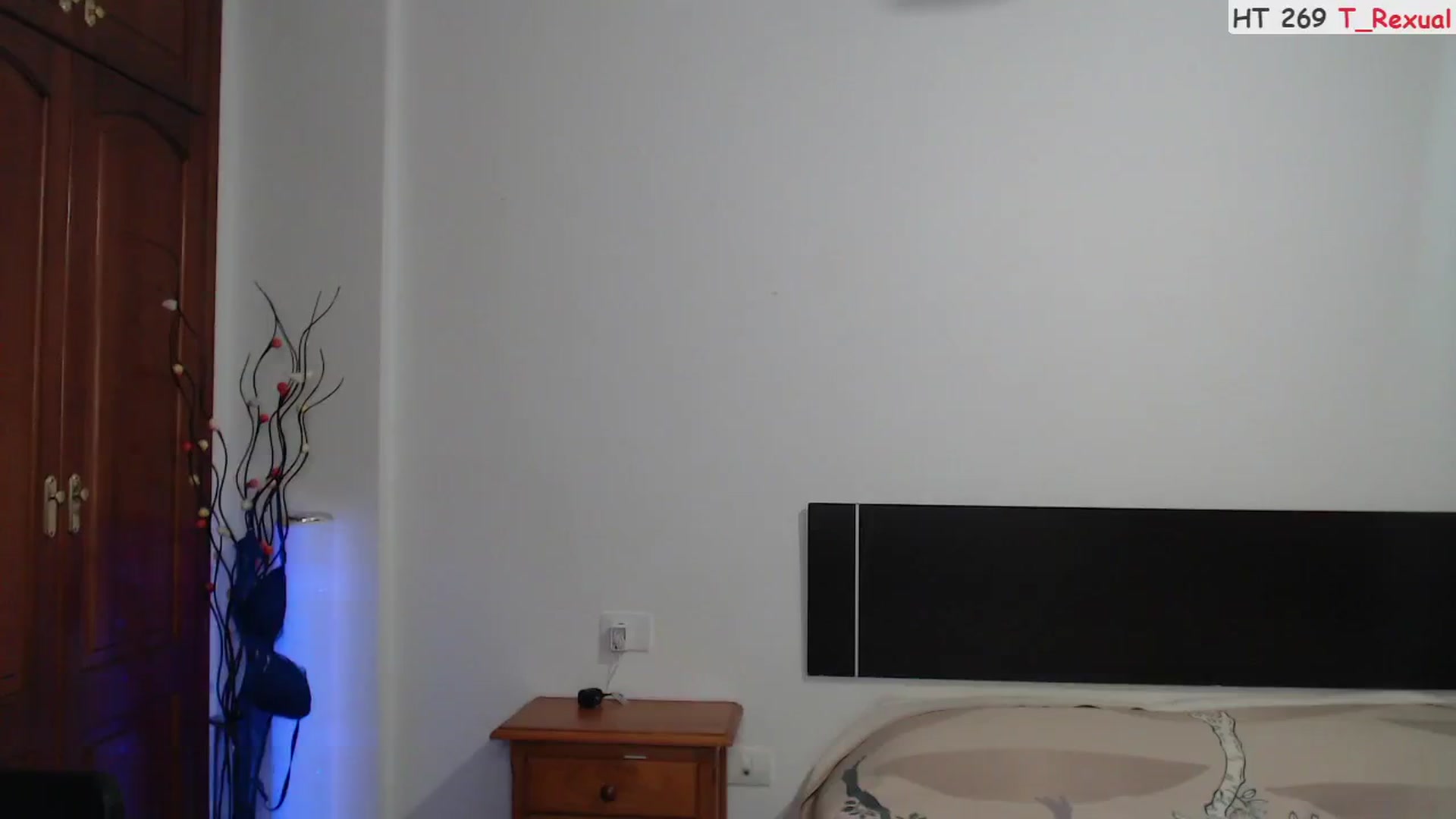 Gallery image thumbnail from Deeleerious's myfreecams stream on, 02/18/2024, 24:37 image 17 of 20