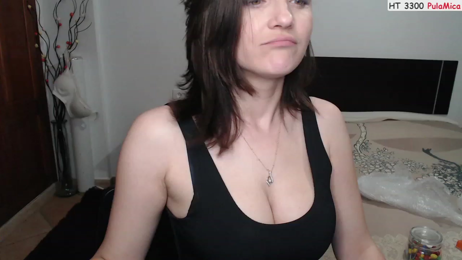 Gallery image thumbnail from Deeleerious's myfreecams stream on, 03/17/2024, 02:11 image 12 of 20