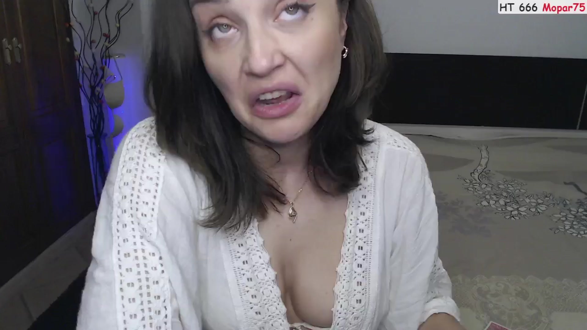 Gallery image thumbnail from Deeleerious's myfreecams stream on, 04/14/2024, 24:31 image 13 of 20