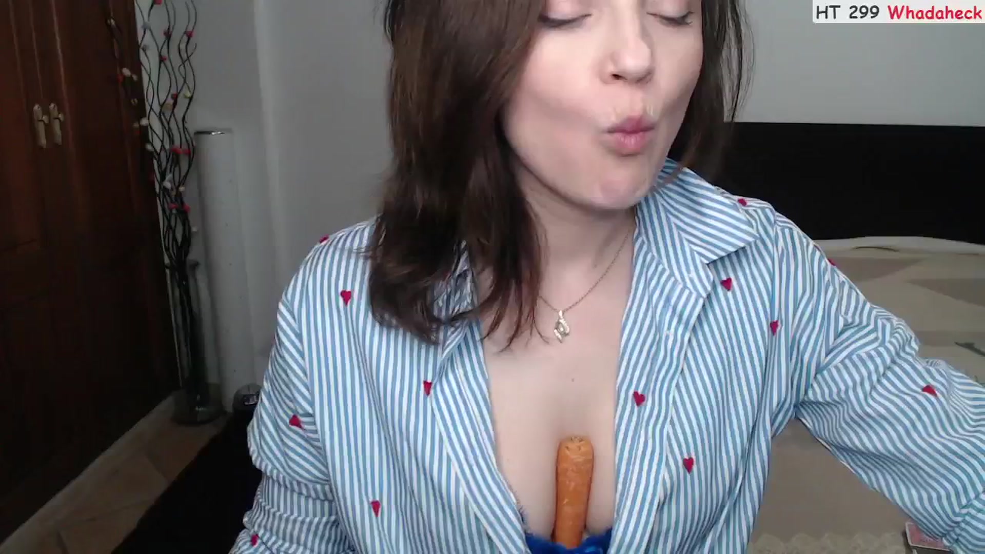 Gallery image thumbnail from Deeleerious's myfreecams stream on, 05/06/2024, 24:43 image 3 of 20