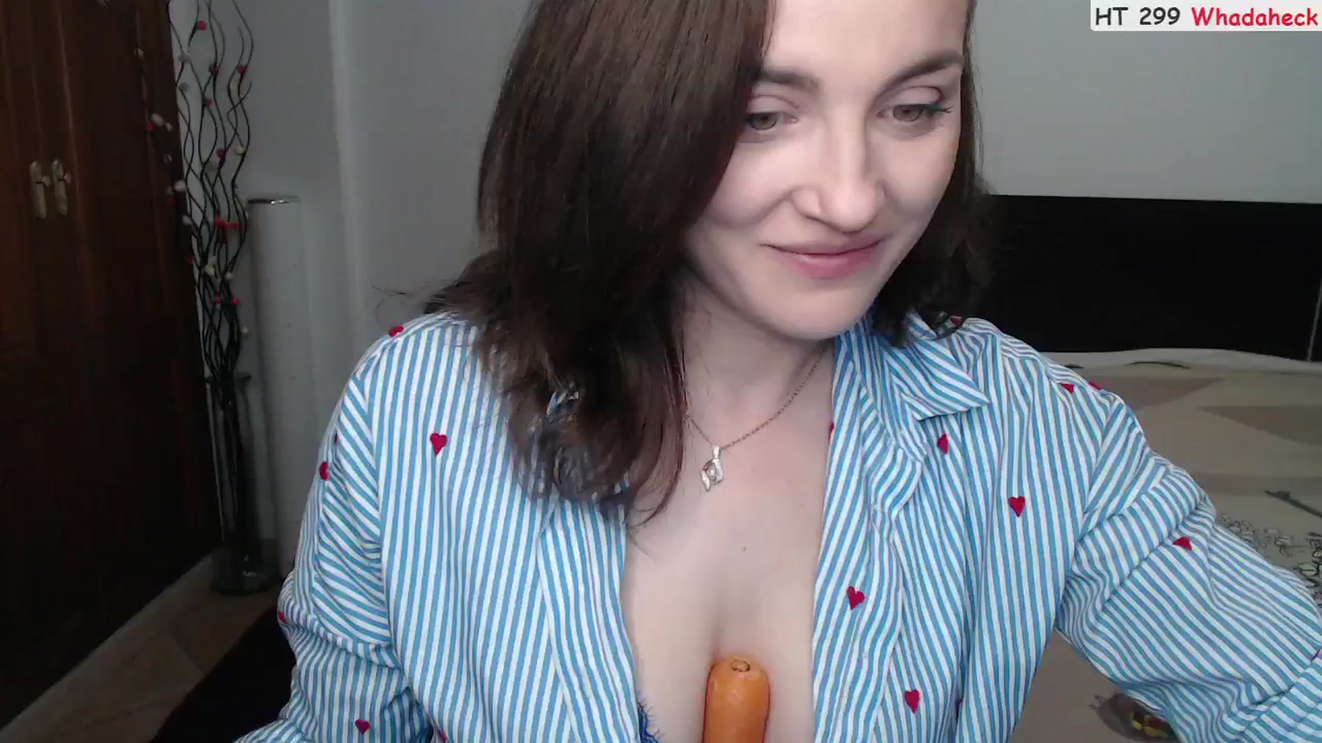 Gallery image thumbnail from Deeleerious's myfreecams stream on, 05/06/2024, 24:43 image 12 of 20