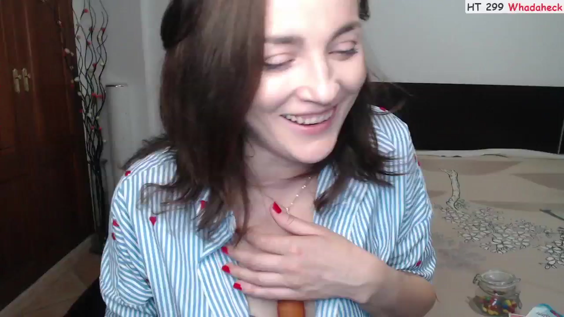 Gallery image thumbnail from Deeleerious's myfreecams stream on, 05/06/2024, 24:43 image 13 of 20