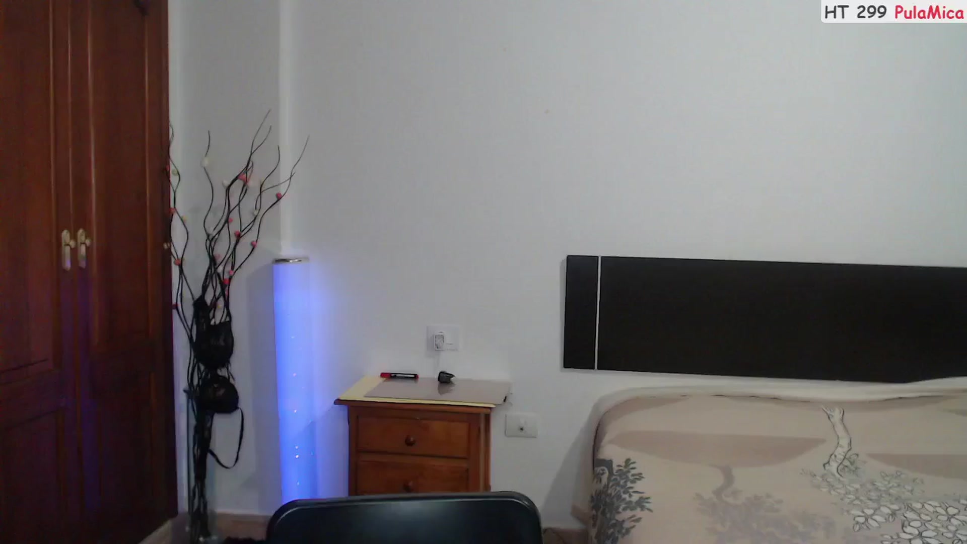 Gallery image thumbnail from Deeleerious's myfreecams stream on, 07/01/2024, 24:57 image 8 of 20