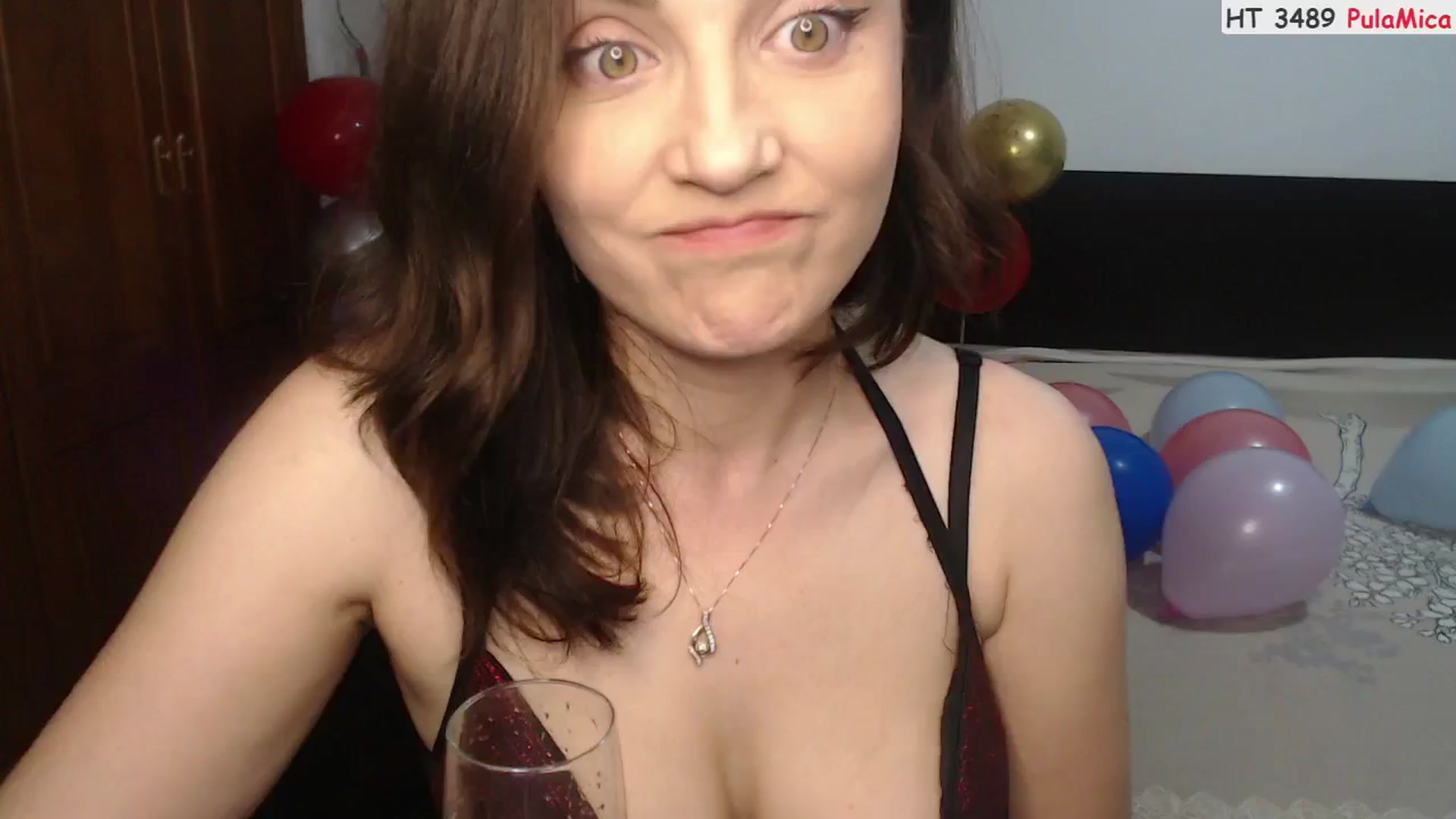 Gallery image thumbnail from Deeleerious's myfreecams stream on, 11/04/2024, 01:21 image 9 of 20
