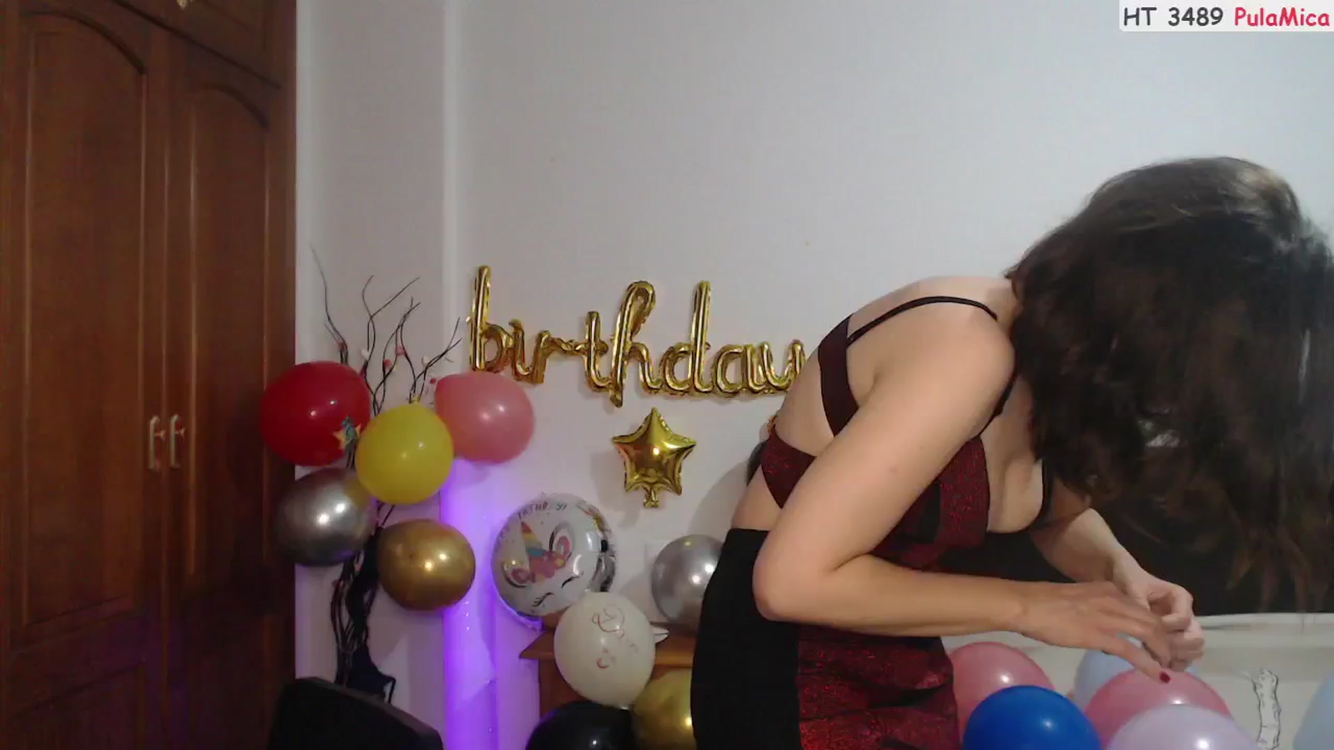 Gallery image thumbnail from Deeleerious's myfreecams stream on, 11/04/2024, 01:21 image 14 of 20