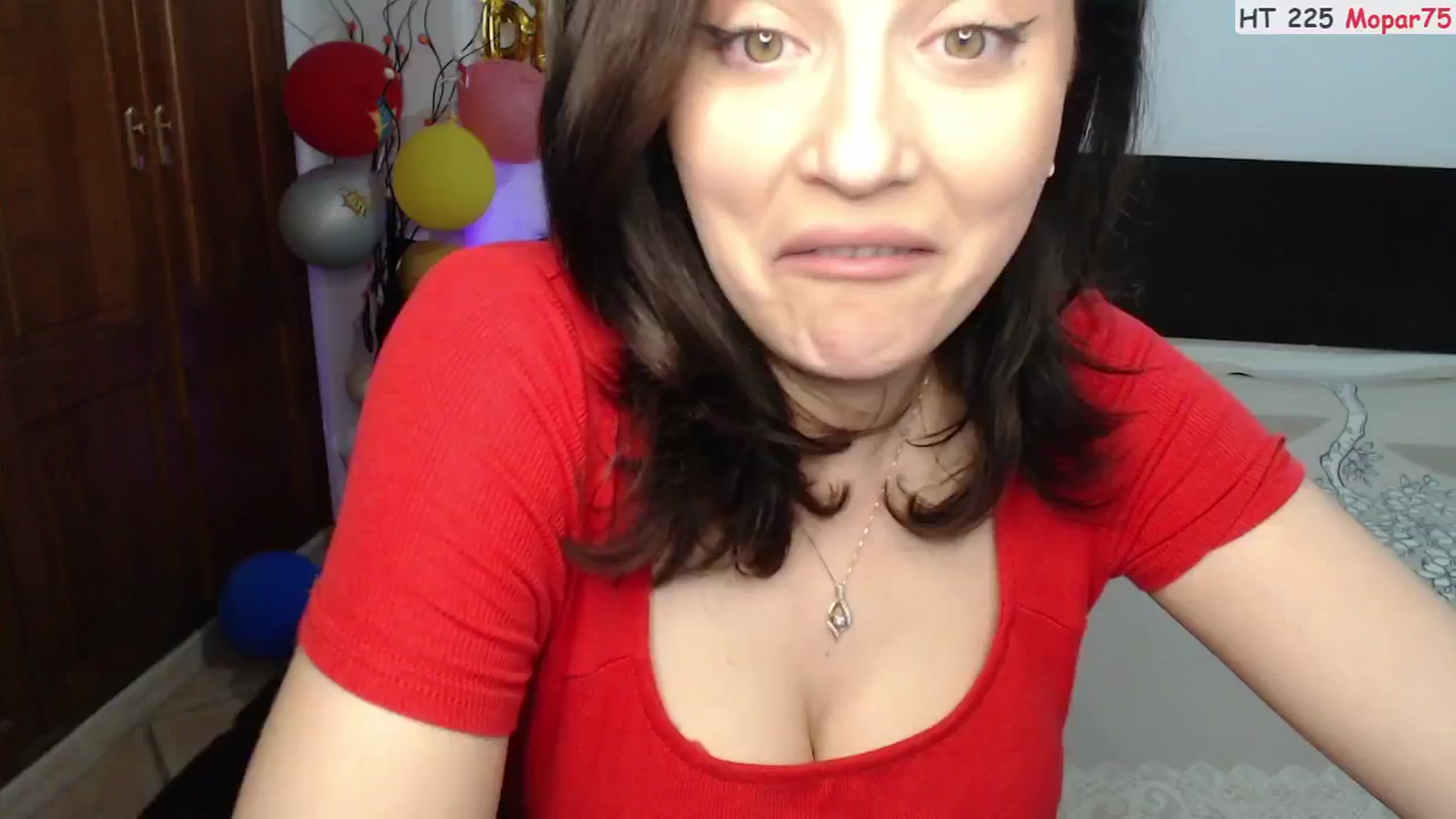 Gallery image thumbnail from Deeleerious's myfreecams stream on, 11/17/2024, 01:01 image 10 of 20