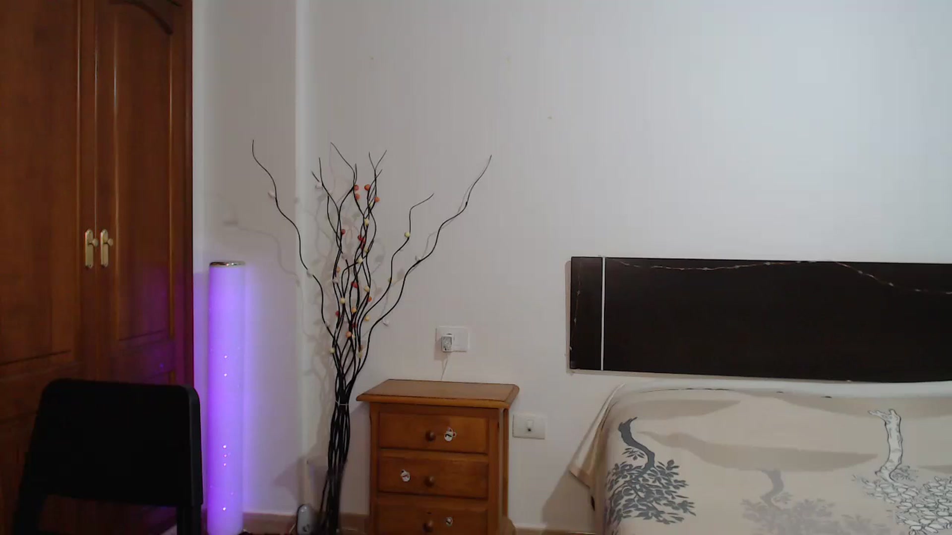 Gallery image thumbnail from Deeleerious's myfreecams stream on, 01/20/2025, 01:58 image 10 of 20