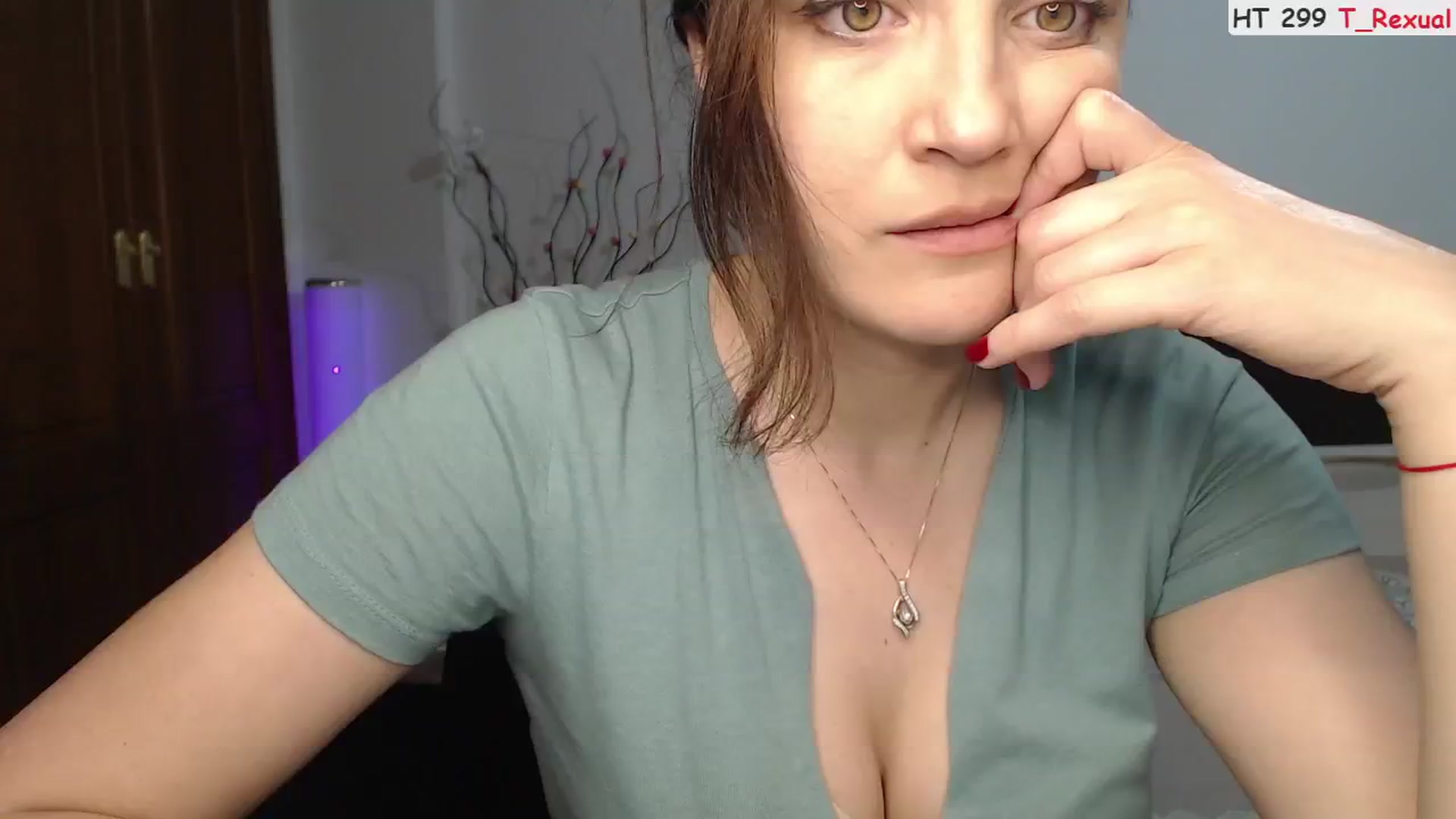 Gallery image thumbnail from Deeleerious's myfreecams stream on, 05/08/2025, 01:22 image 1 of 20