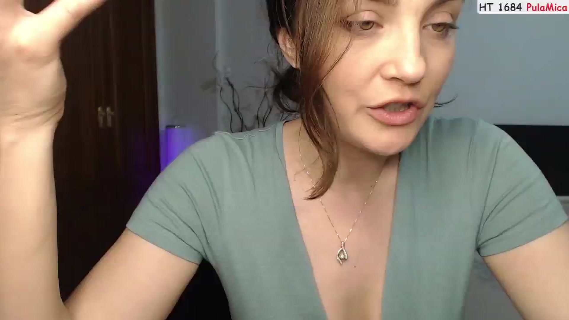 Gallery image thumbnail from Deeleerious's myfreecams stream on, 05/08/2025, 01:22 image 18 of 20
