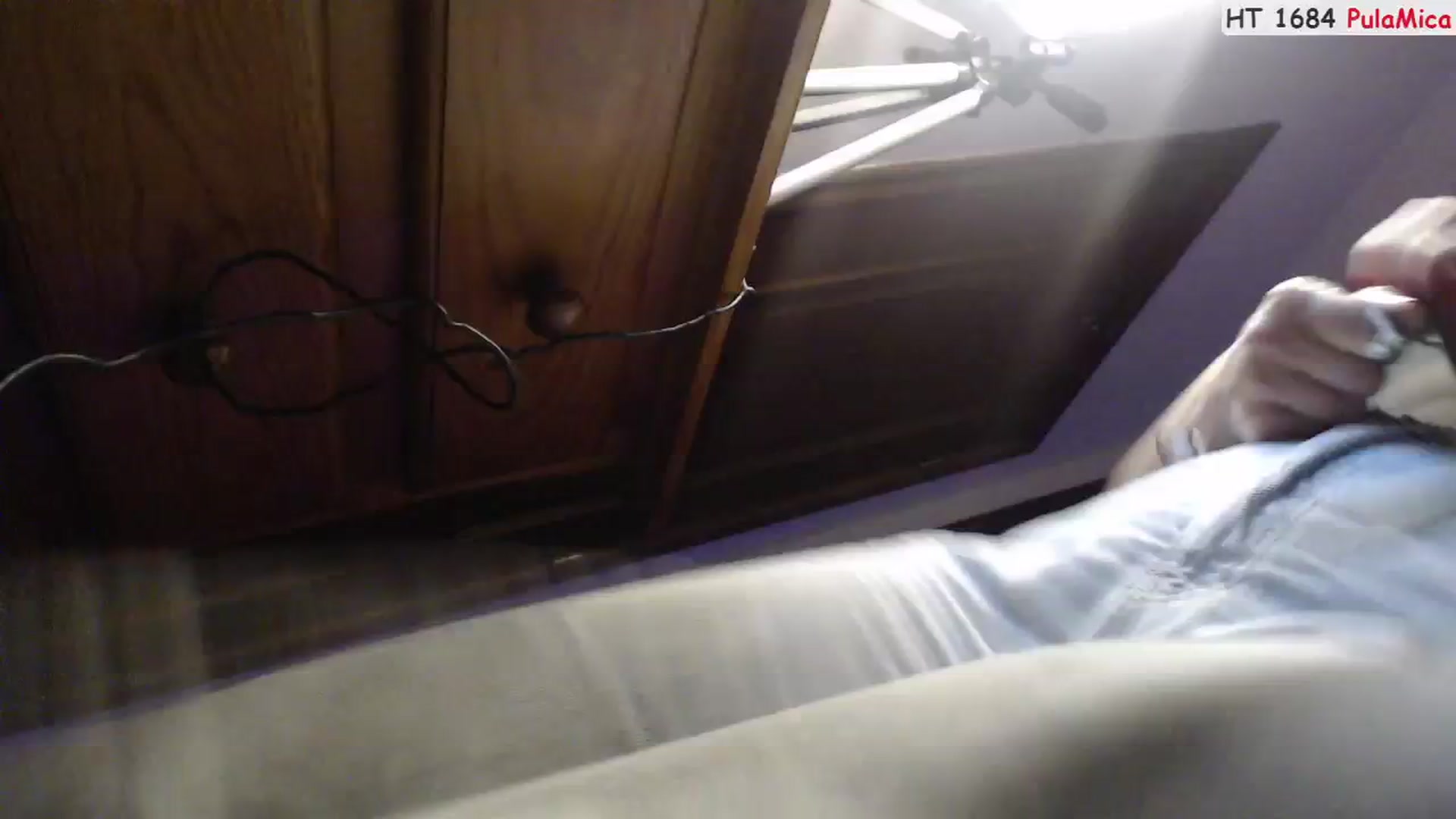 Gallery image thumbnail from Deeleerious's myfreecams stream on, 05/08/2025, 01:22 image 15 of 20