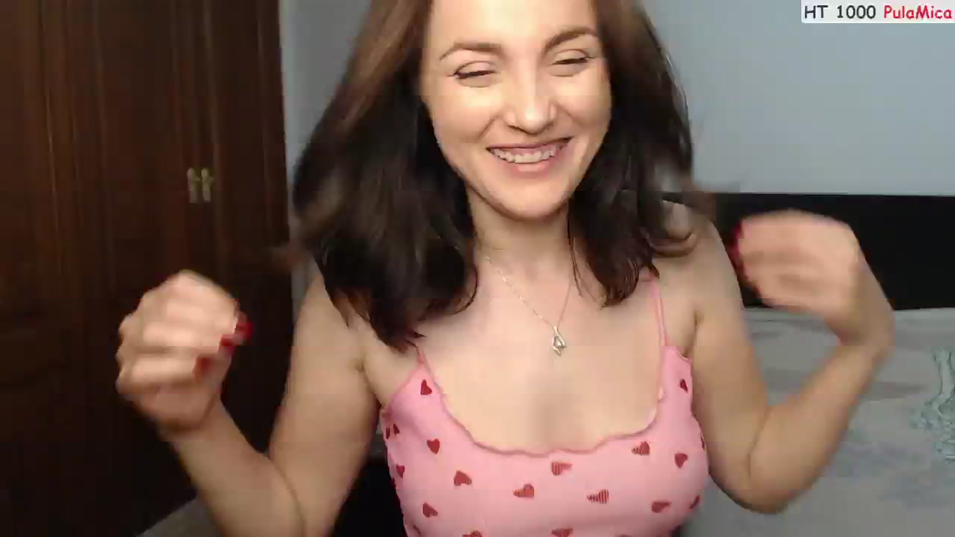 Gallery image thumbnail from Deeleerious's myfreecams stream on, 05/19/2025, 24:47 image 9 of 20