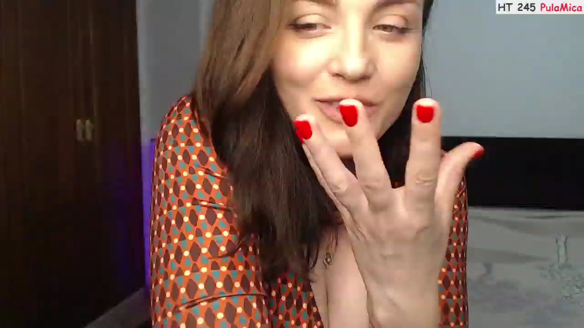 Gallery image thumbnail from Deeleerious's myfreecams stream on, 05/26/2025, 24:50 image 3 of 20