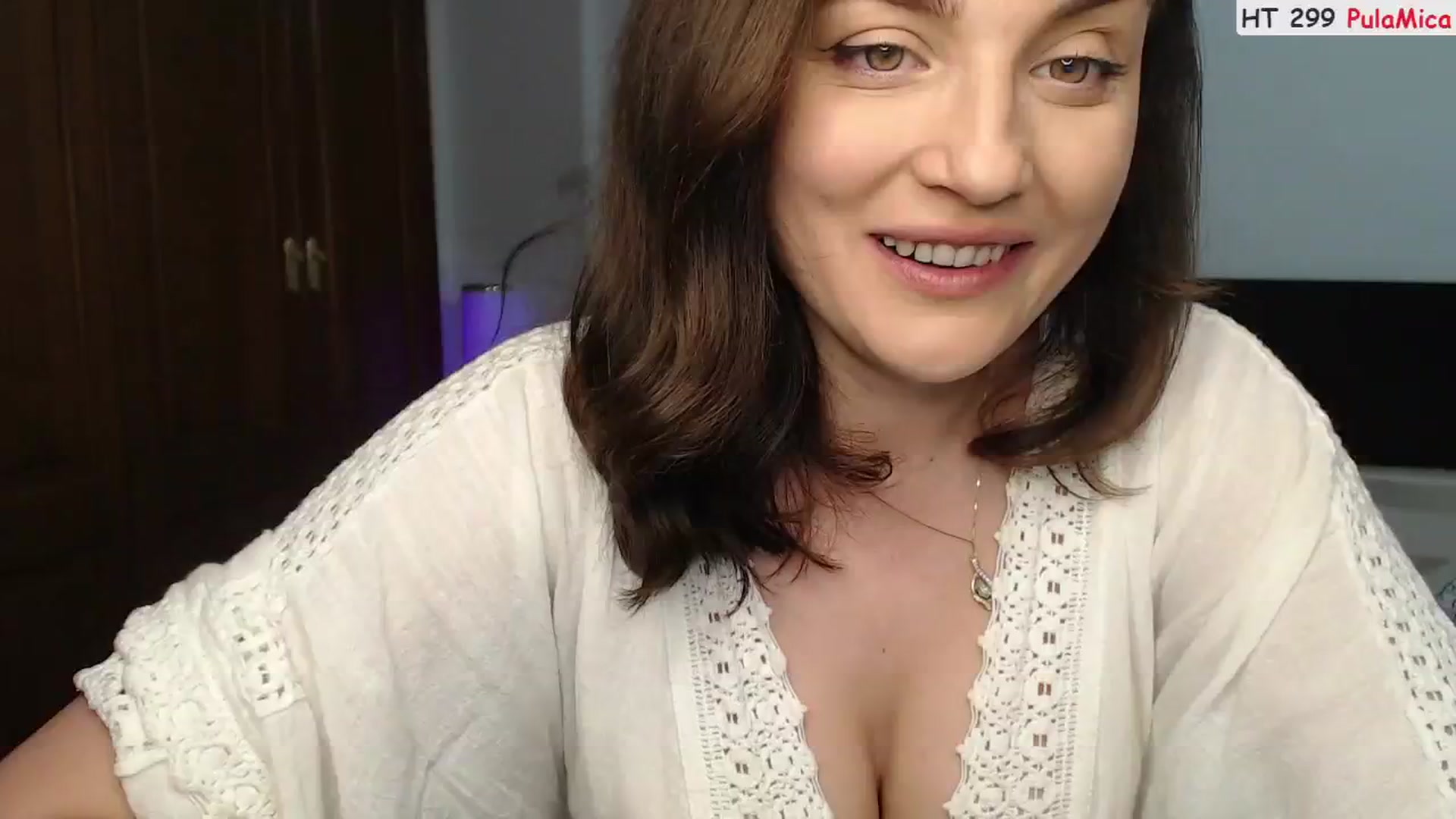 Gallery image thumbnail from Deeleerious's myfreecams stream on, 06/02/2025, 24:00 image 10 of 20