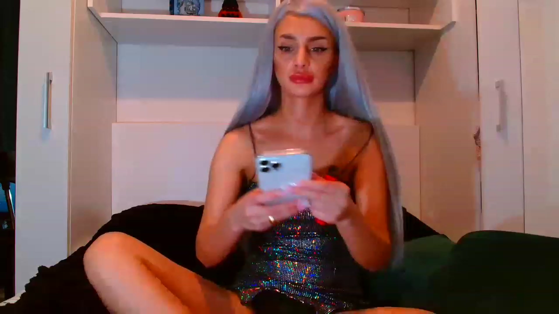 Gallery image thumbnail from Deelicioussss's myfreecams stream on, 11/28/2022, 23:00 image 15 of 20