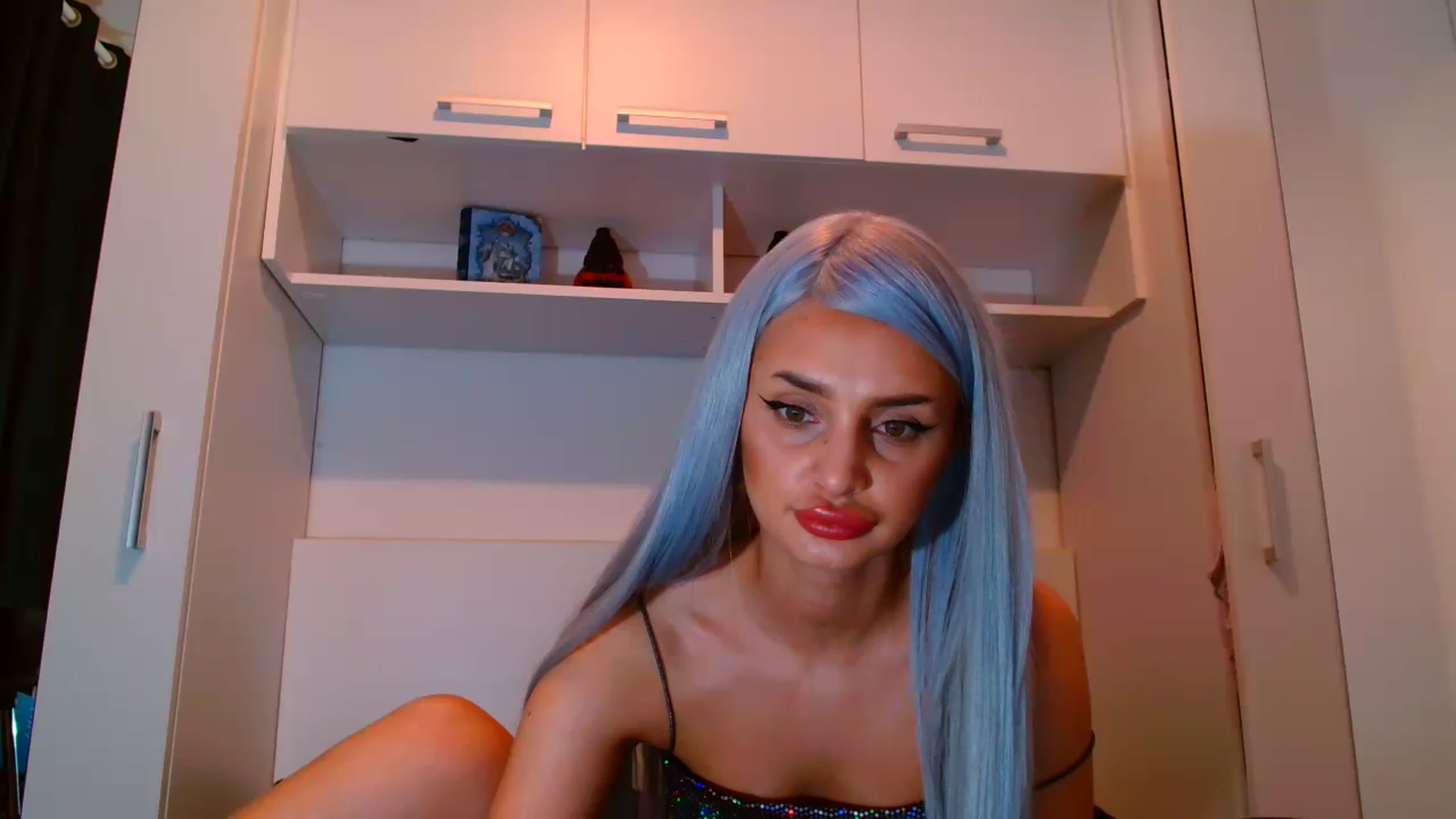 Gallery image thumbnail from Deelicioussss's myfreecams stream on, 11/28/2022, 23:00 image 12 of 20