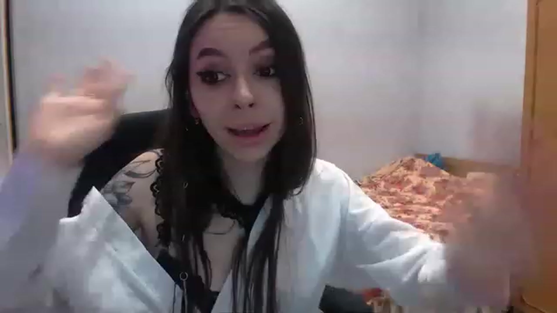 Gallery image thumbnail from DeepGazee's myfreecams stream on, 02/10/2023, 19:46 image 9 of 20
