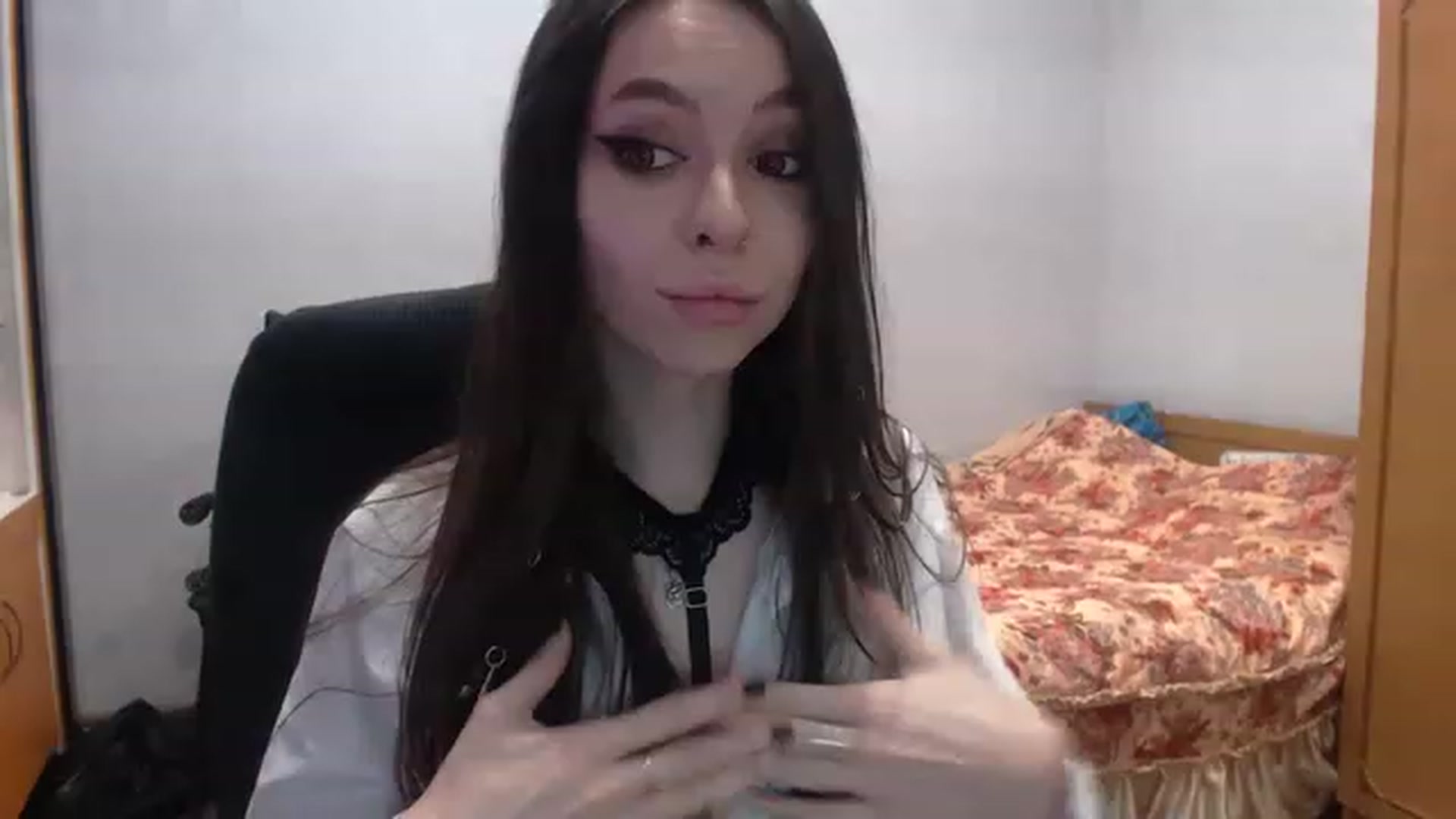 Gallery image thumbnail from DeepGazee's myfreecams stream on, 02/10/2023, 19:46 image 11 of 20