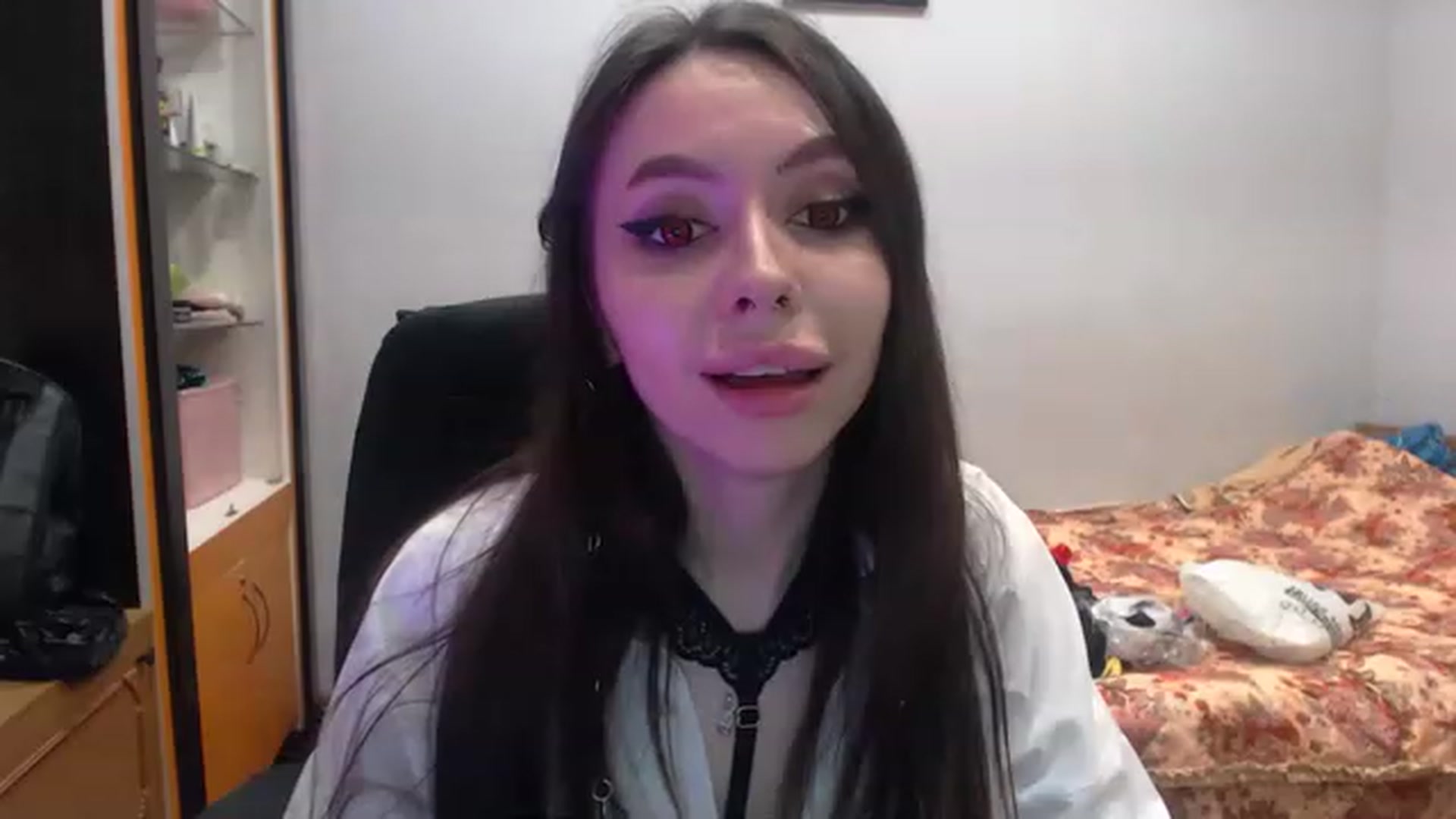 Gallery image thumbnail from DeepGazee's myfreecams stream on, 02/10/2023, 21:24 image 15 of 20