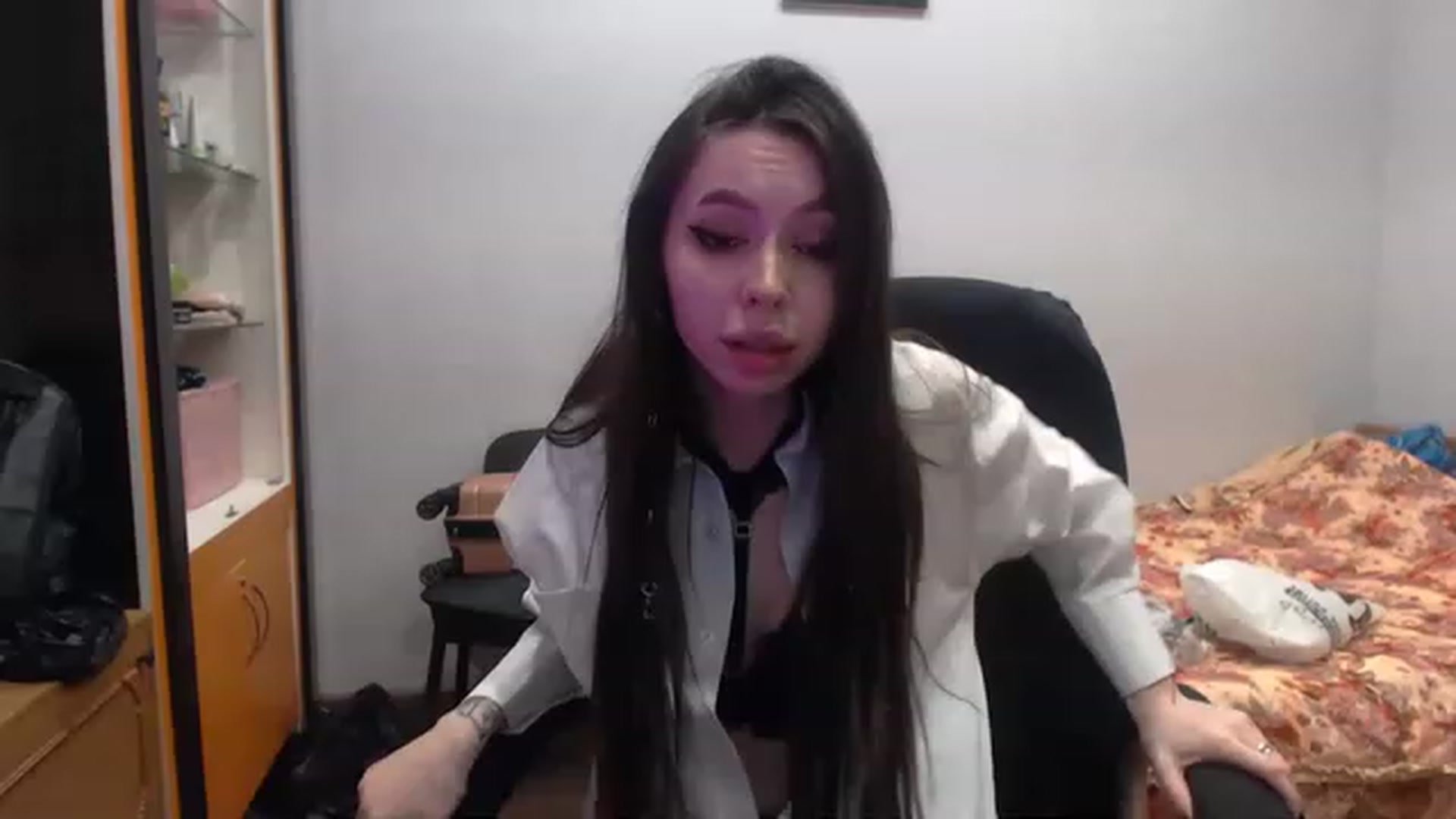 Gallery image thumbnail from DeepGazee's myfreecams stream on, 02/10/2023, 21:24 image 8 of 20