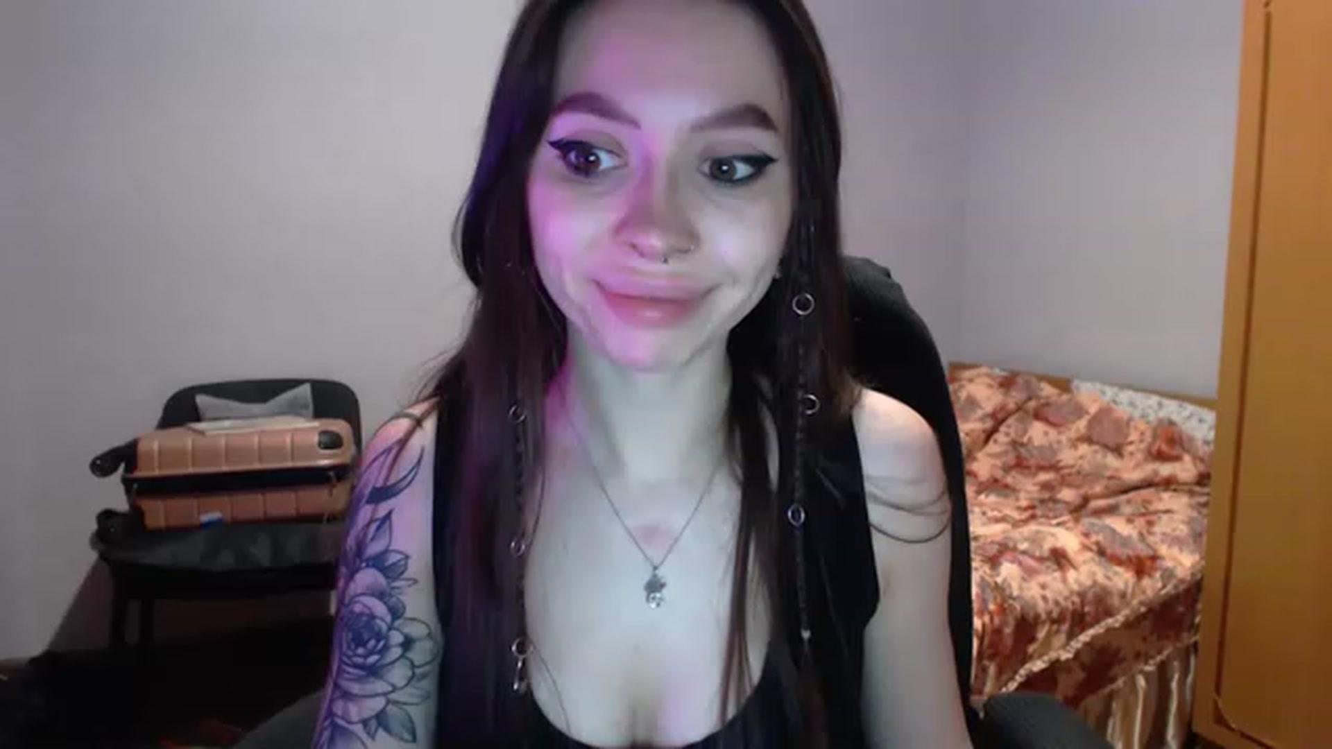 Gallery image thumbnail from DeepGazee's myfreecams stream on, 02/11/2023, 19:58 image 17 of 20