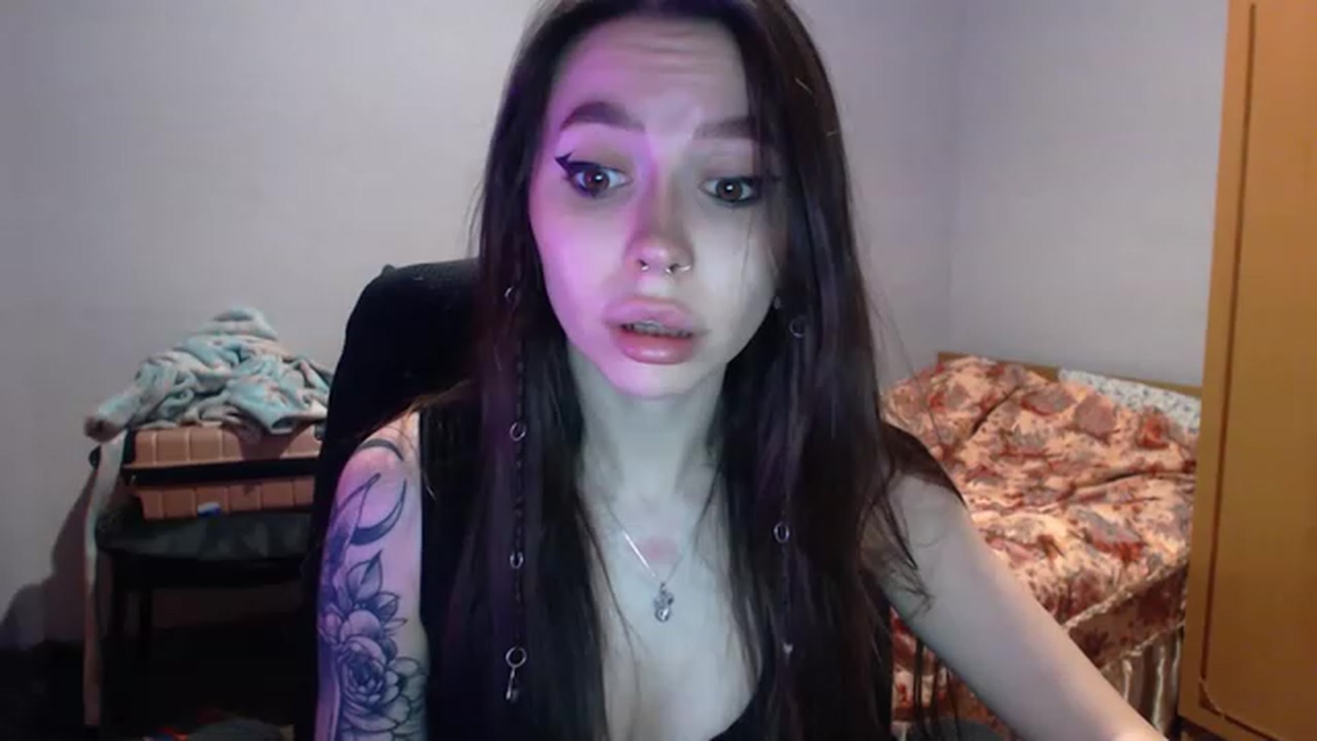 Gallery image thumbnail from DeepGazee's myfreecams stream on, 02/11/2023, 19:58 image 8 of 20