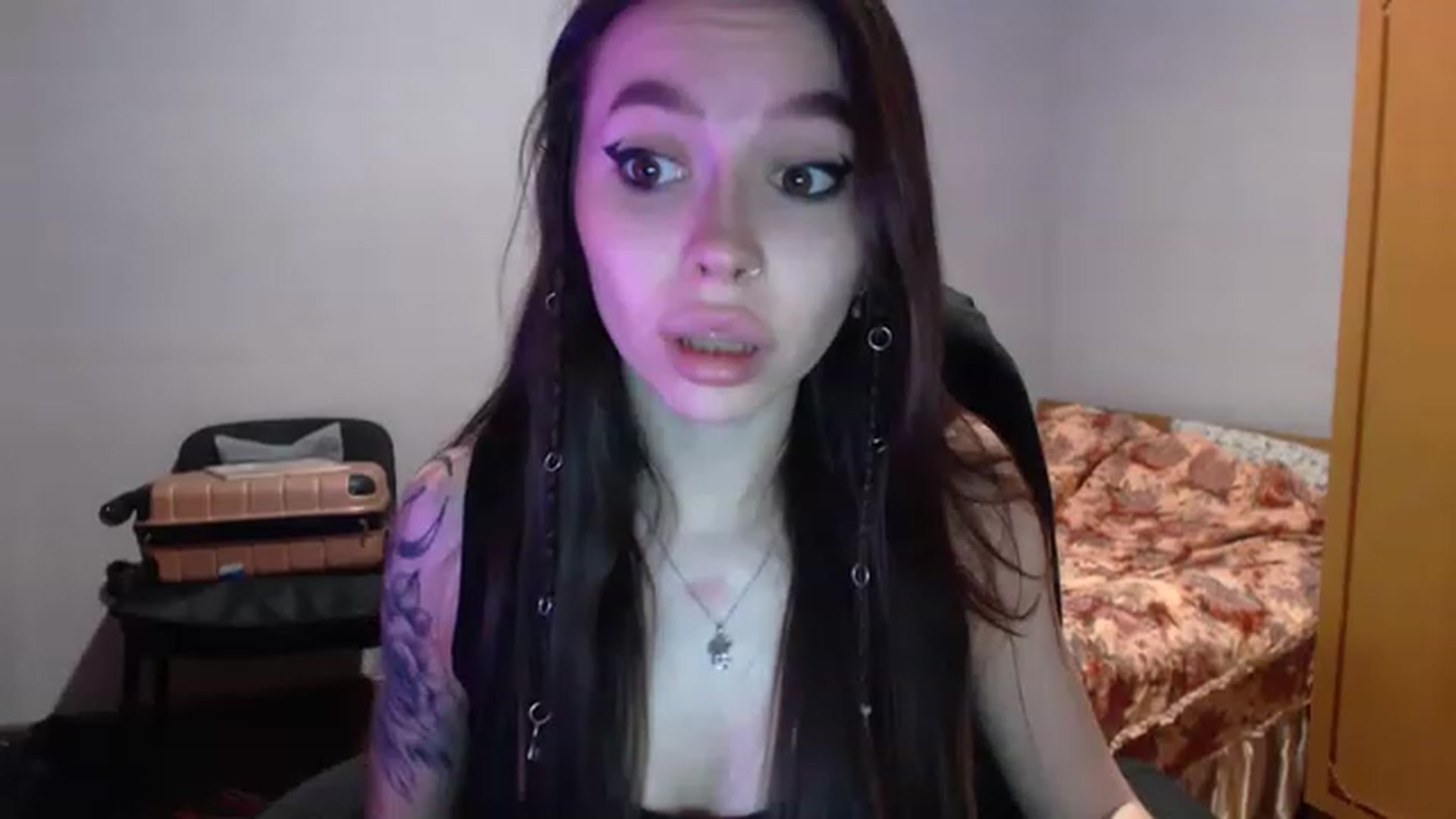 Gallery image thumbnail from DeepGazee's myfreecams stream on, 02/11/2023, 19:58 image 15 of 20