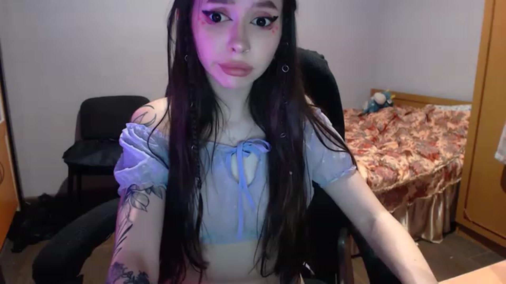 Gallery image thumbnail from DeepGazee's myfreecams stream on, 02/14/2023, 15:59 image 15 of 20
