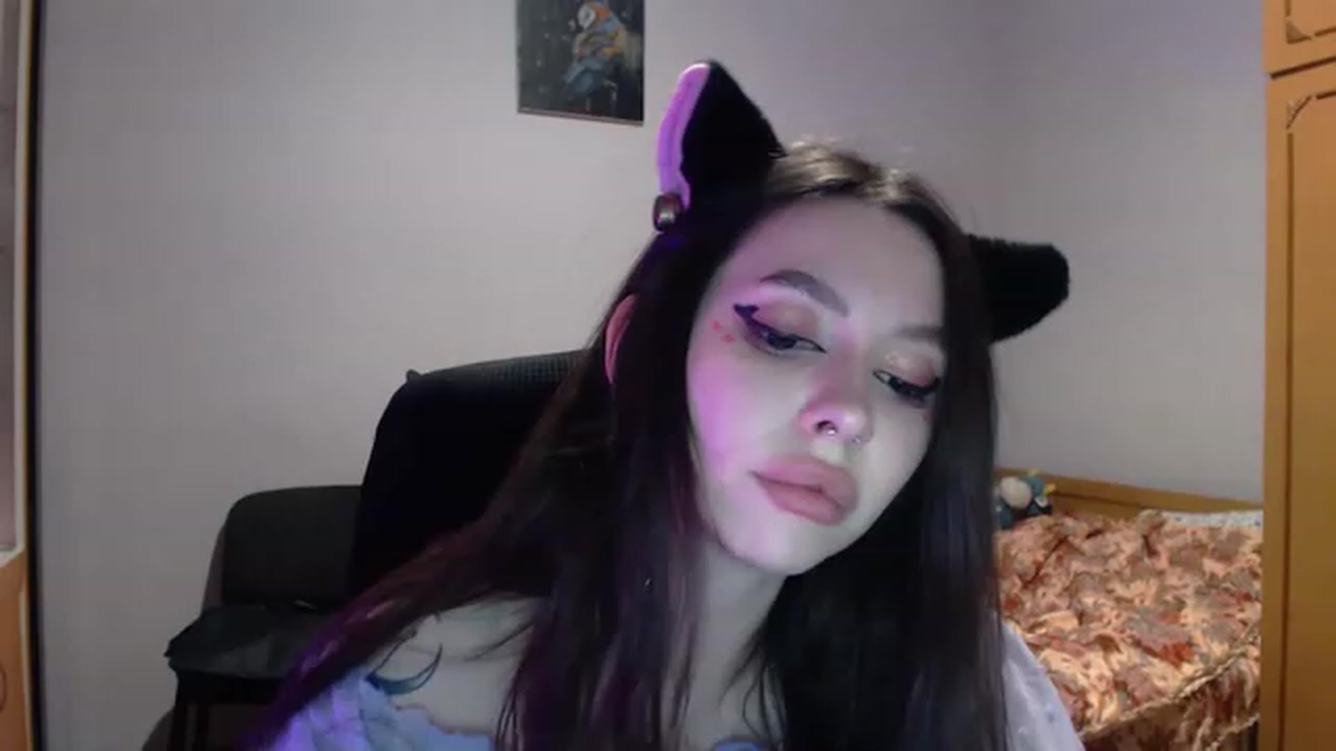 Gallery image thumbnail from DeepGazee's myfreecams stream on, 02/14/2023, 17:55 image 17 of 20