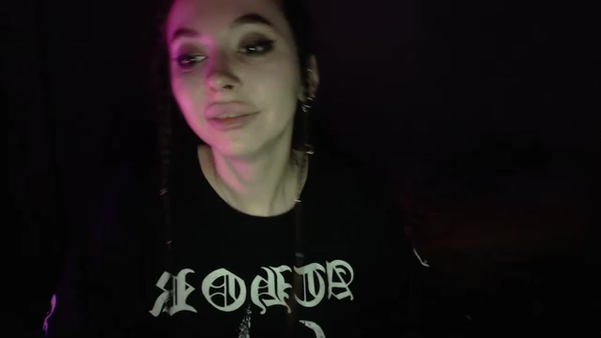 Gallery image thumbnail from DeepGazee's myfreecams stream on, 02/16/2023, 01:15 image 4 of 20