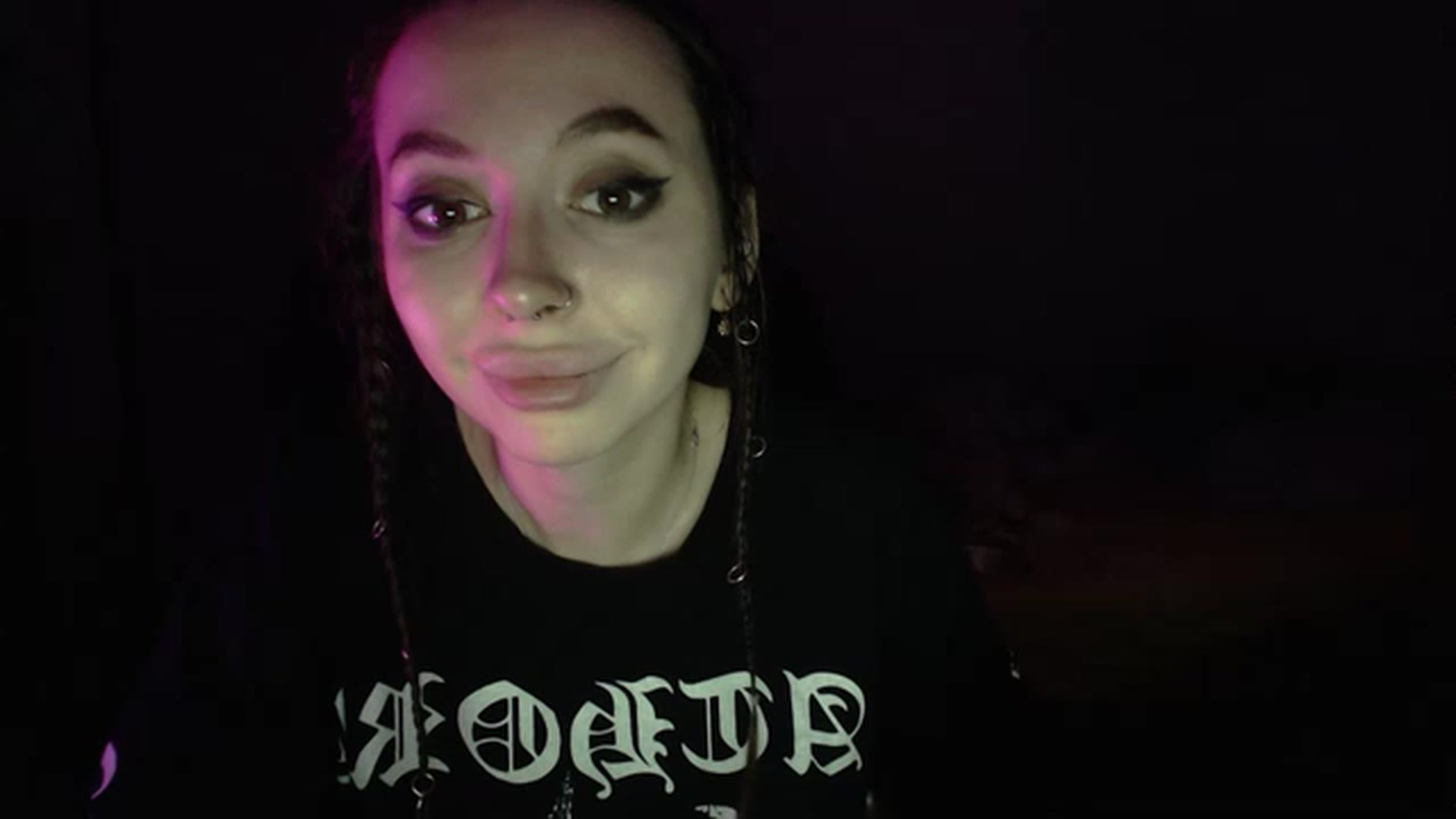 Gallery image thumbnail from DeepGazee's myfreecams stream on, 02/16/2023, 01:15 image 5 of 20