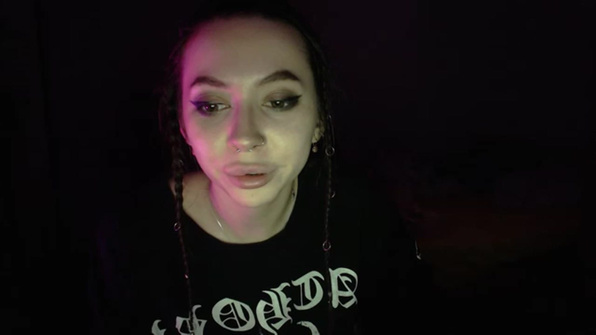 Gallery image thumbnail from DeepGazee's myfreecams stream on, 02/16/2023, 01:15 image 14 of 20